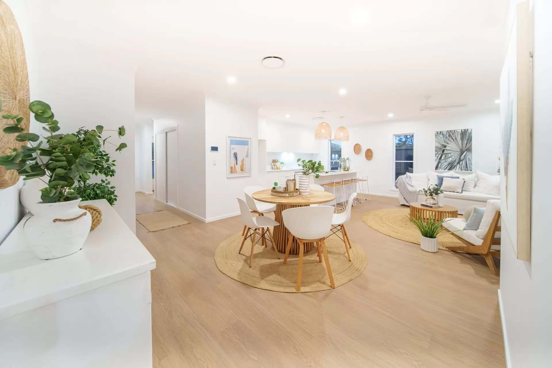 2A Caledonian Crescent, Alexandra Hills Sold by  - image 1