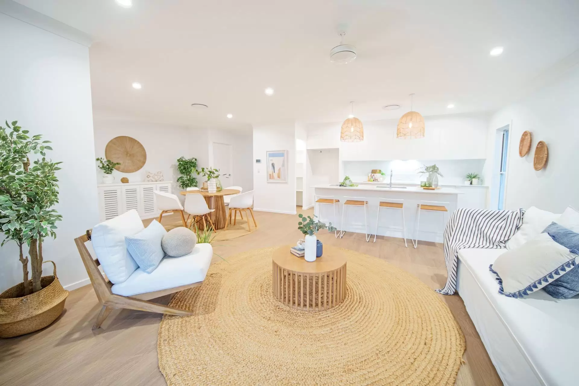 2A Caledonian Crescent, Alexandra Hills Sold by  - image 1