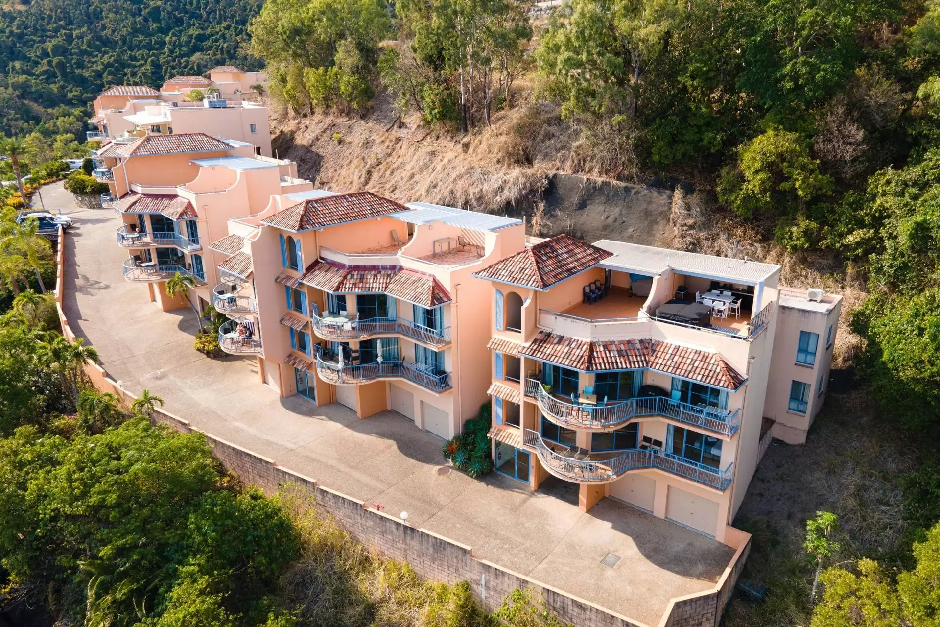 1/2 Nara Avenue, Airlie Beach Sold by Queensland Sotheby's International Realty - image 1