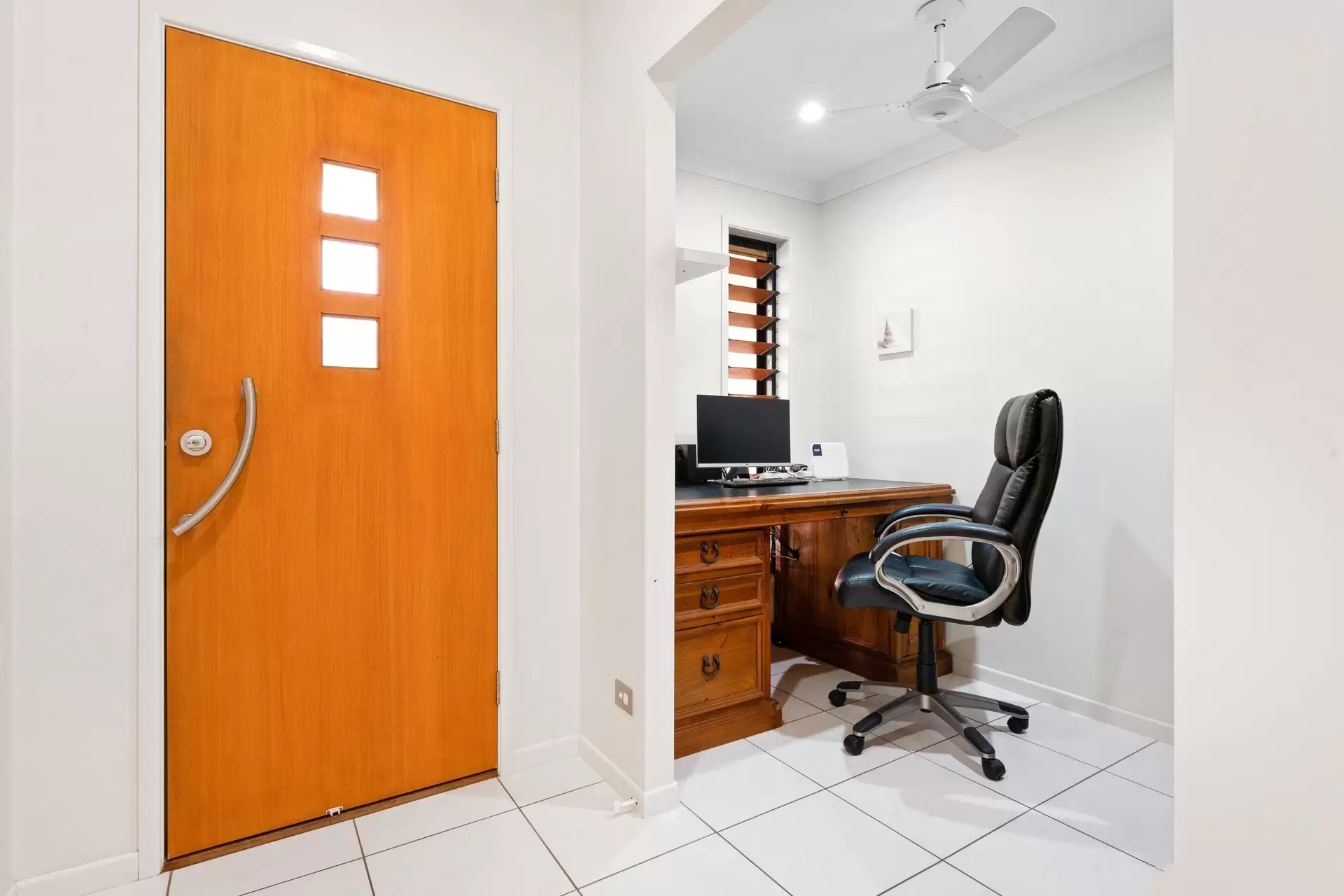 15 Jonquill Court, Cannonvale Sold by Queensland Sotheby's International Realty - image 1