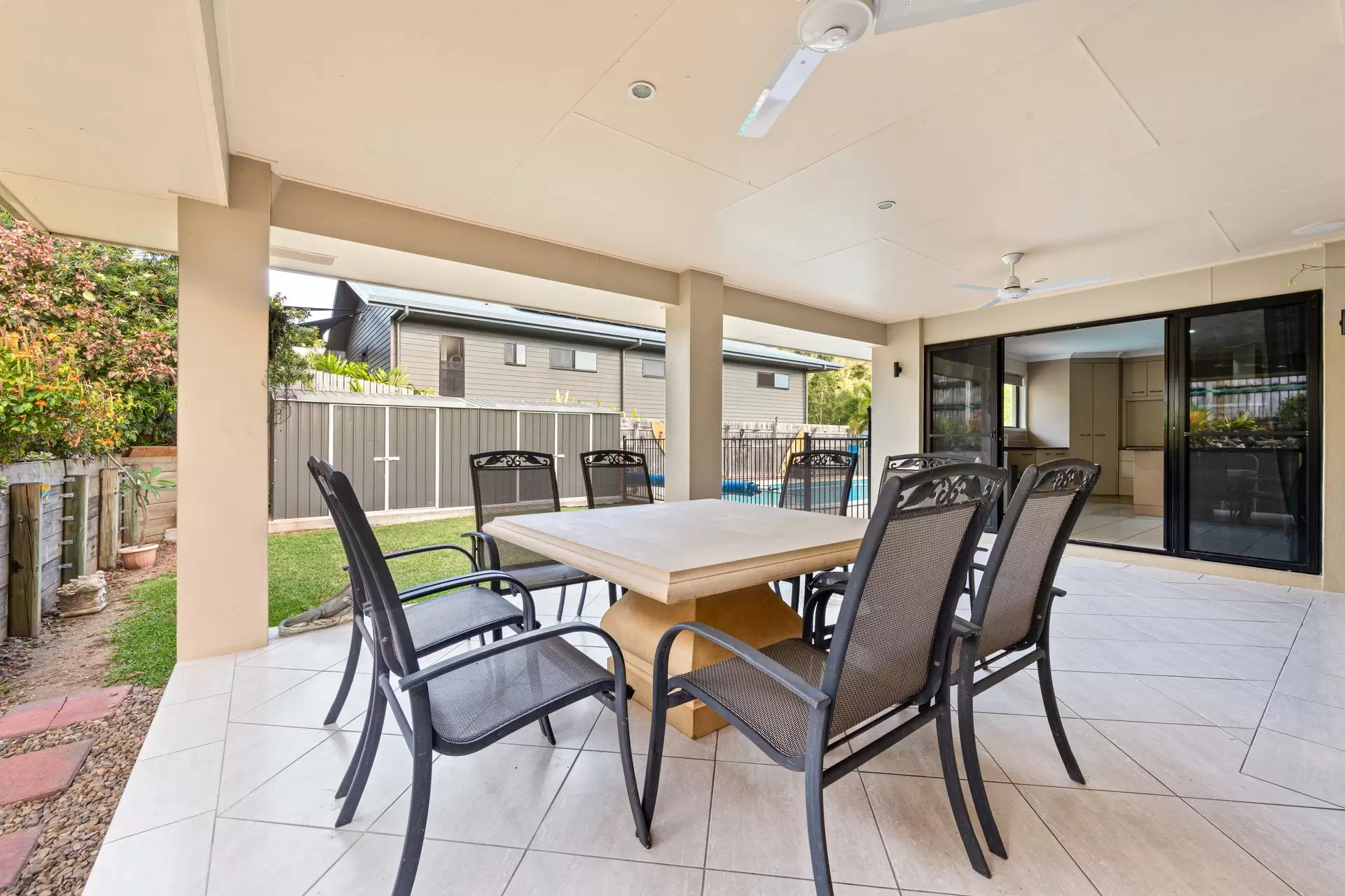 15 Jonquill Court, Cannonvale Sold by Queensland Sotheby's International Realty - image 1