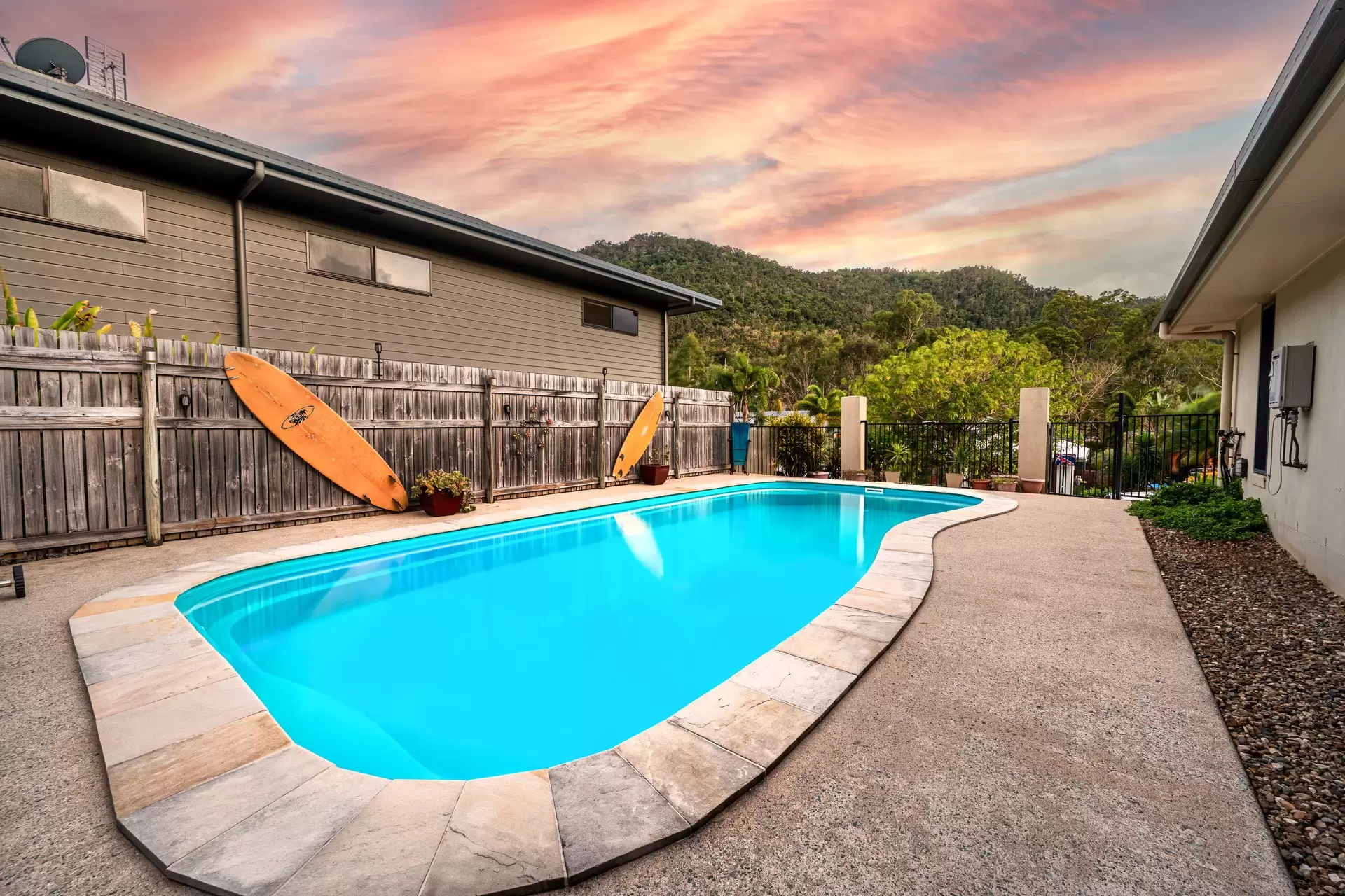 15 Jonquill Court, Cannonvale Sold by Queensland Sotheby's International Realty - image 1