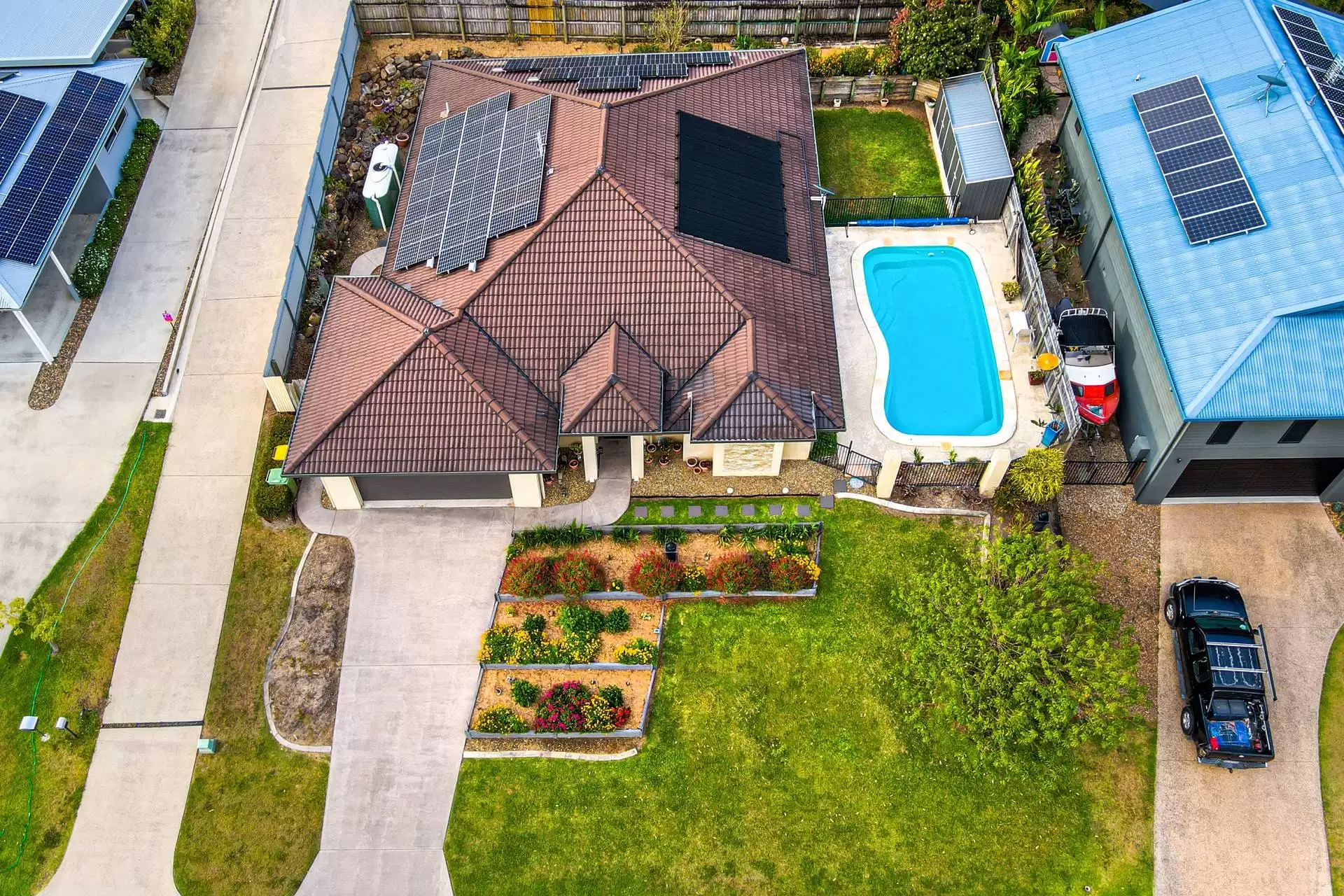 15 Jonquill Court, Cannonvale Sold by Queensland Sotheby's International Realty - image 1