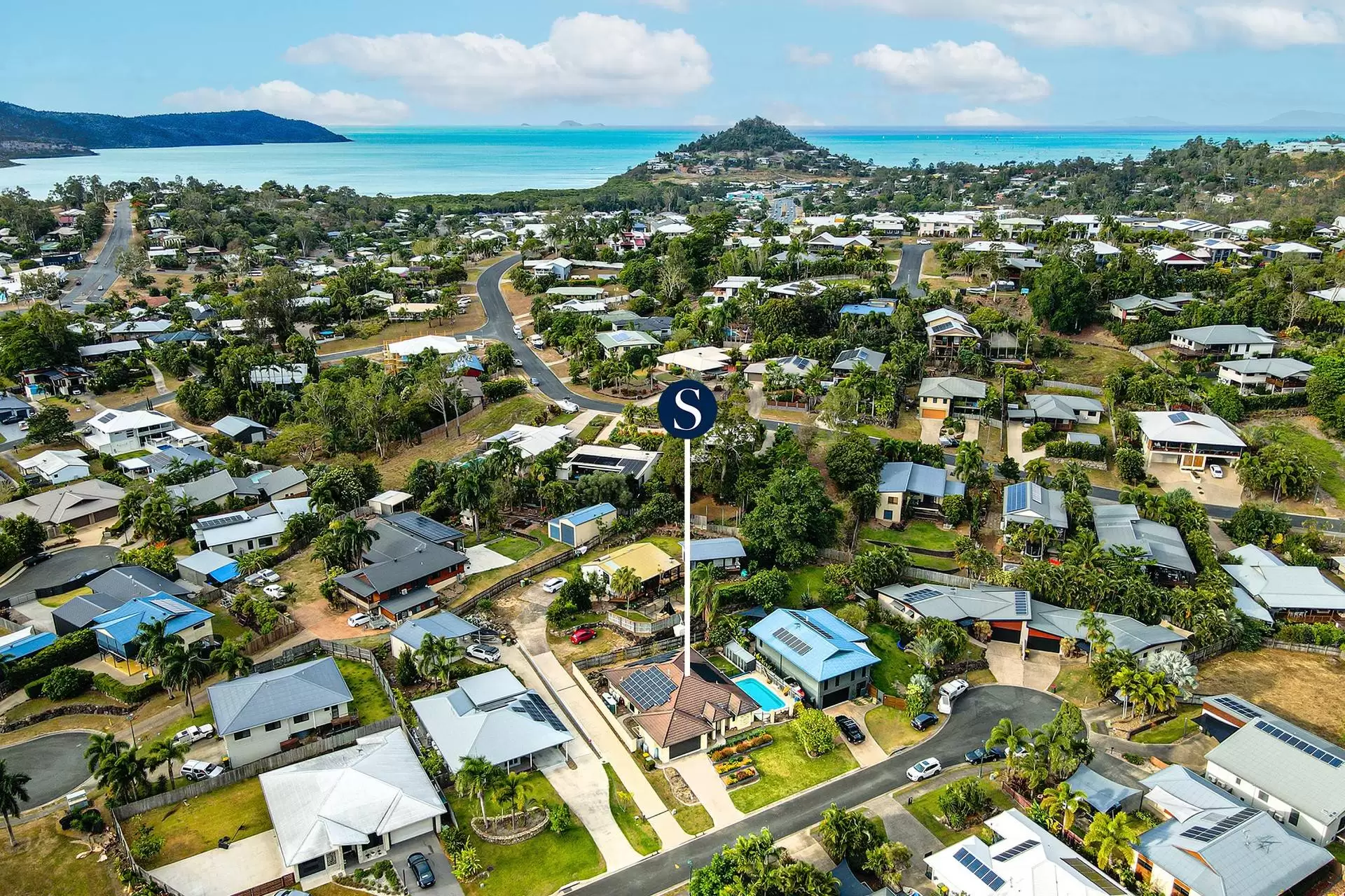 15 Jonquill Court, Cannonvale Sold by Queensland Sotheby's International Realty - image 1