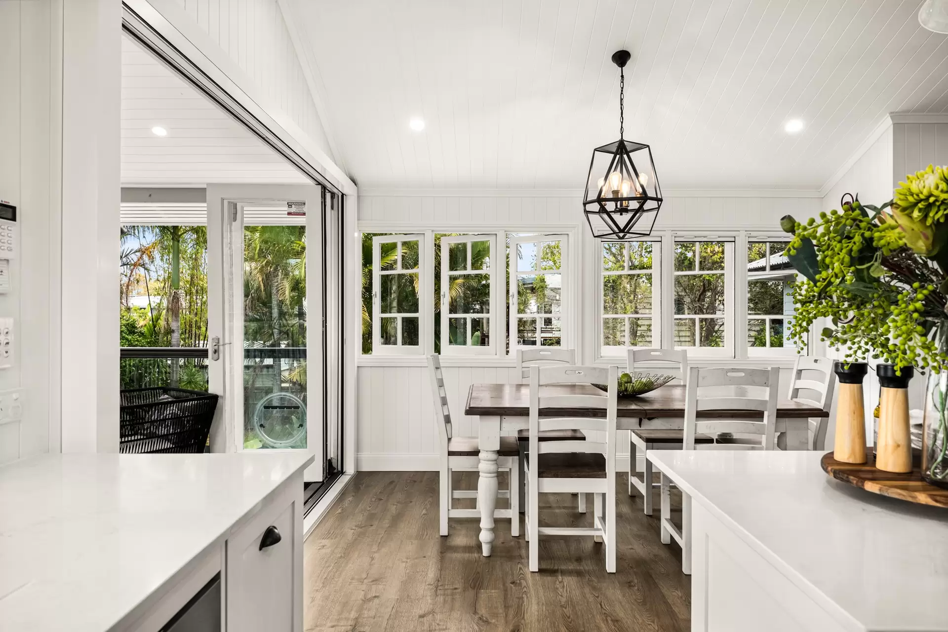 147 Kent Road, Kalinga Sold by Queensland Sotheby's International Realty - image 1