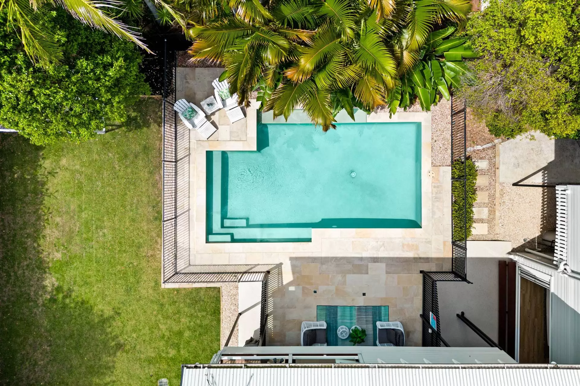 147 Kent Road, Kalinga Sold by Queensland Sotheby's International Realty - image 1