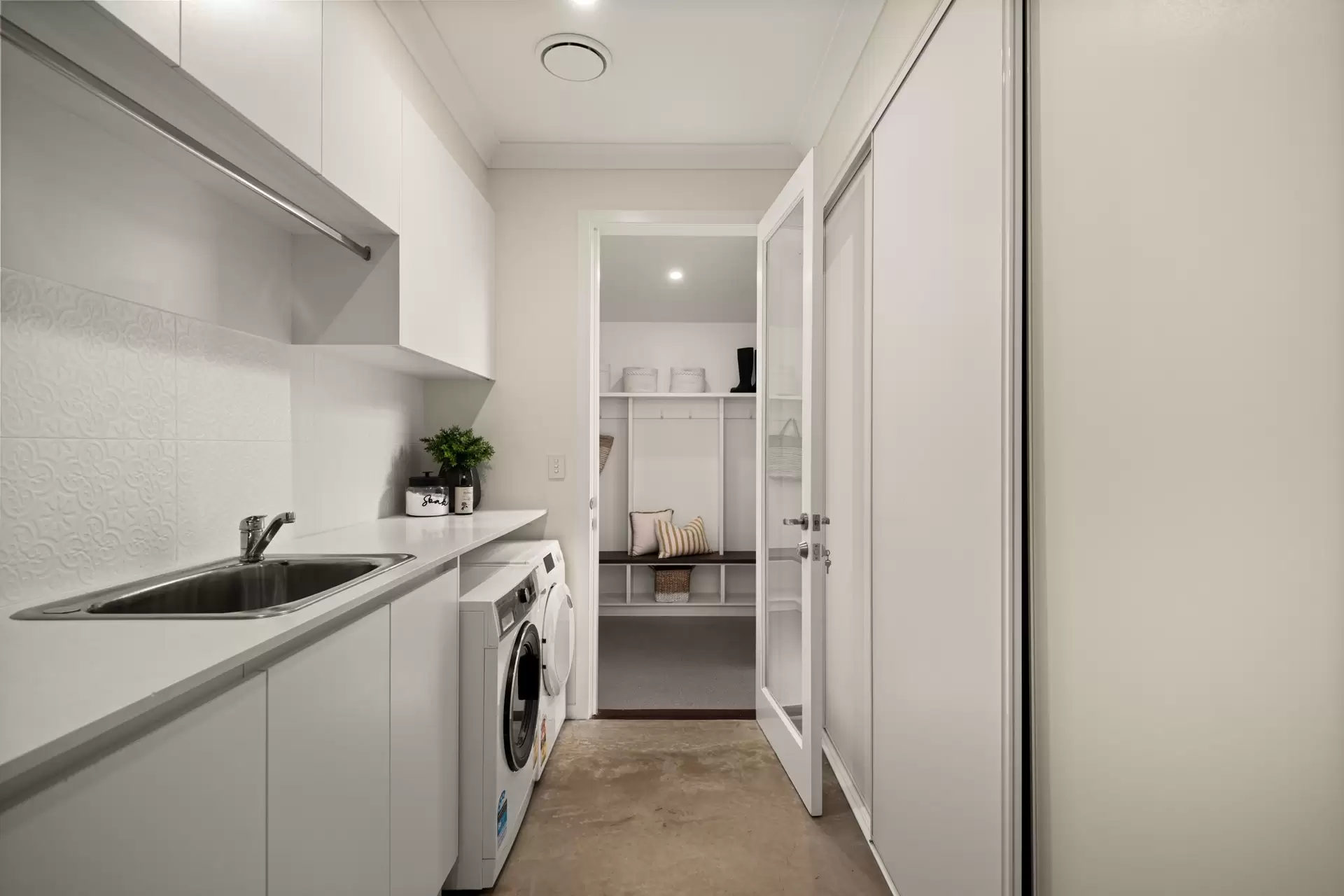 23 Borrows Street, Virginia Sold by Queensland Sotheby's International Realty - image 1
