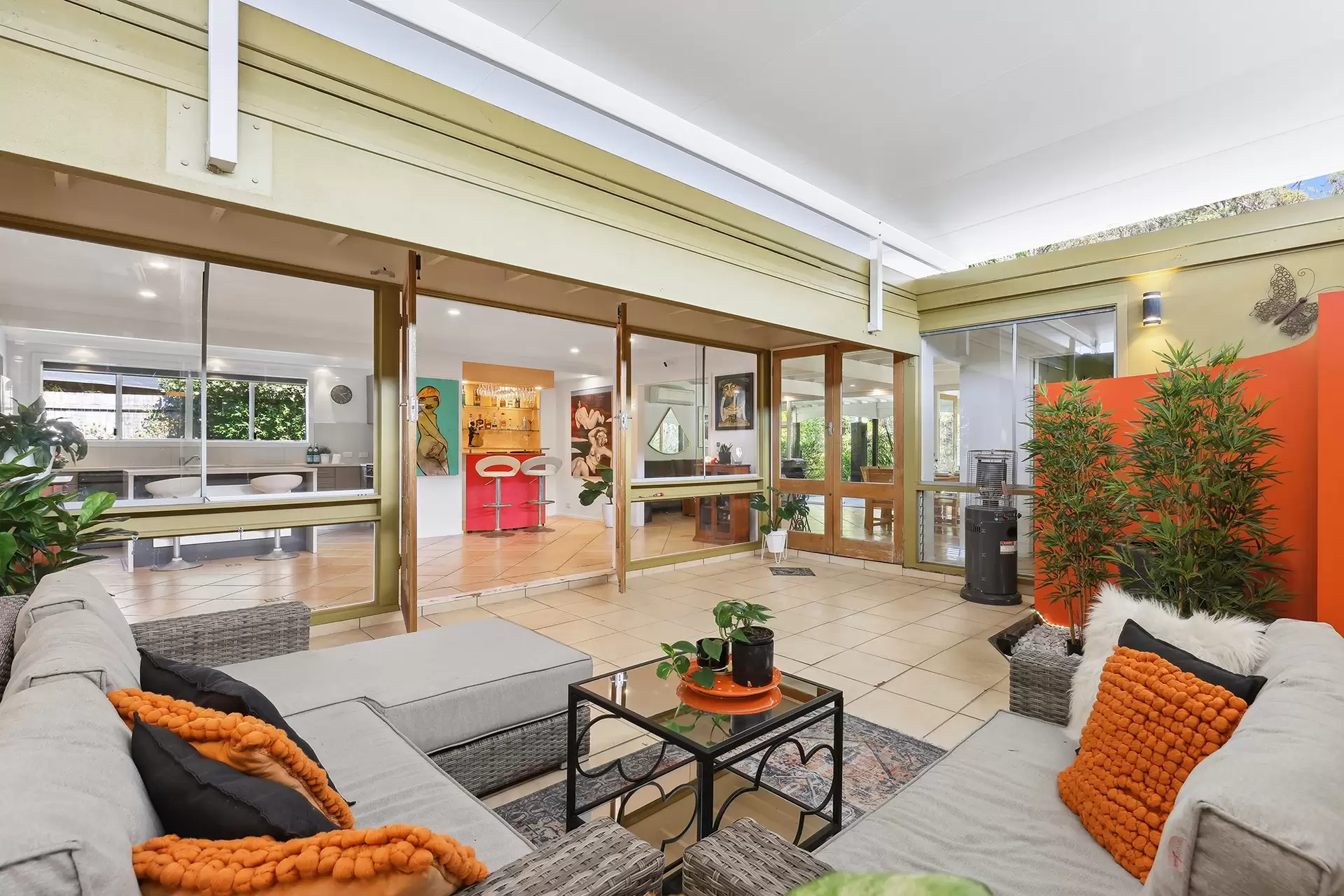 32 Elanora Drive, Burleigh Heads Sold by Queensland Sotheby's International Realty - image 1