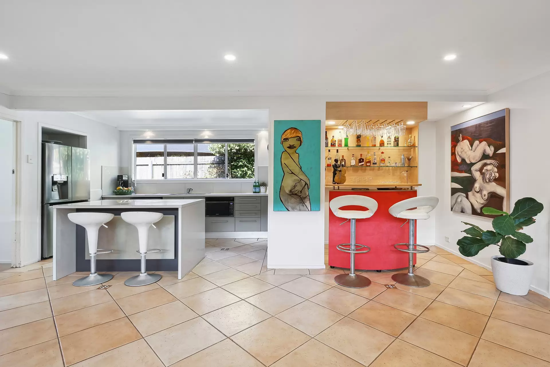 32 Elanora Drive, Burleigh Heads Sold by Queensland Sotheby's International Realty - image 1