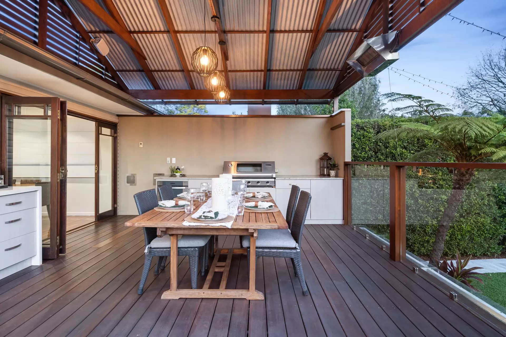 96 Beach Street, Cleveland Sold by Queensland Sotheby's International Realty - image 1