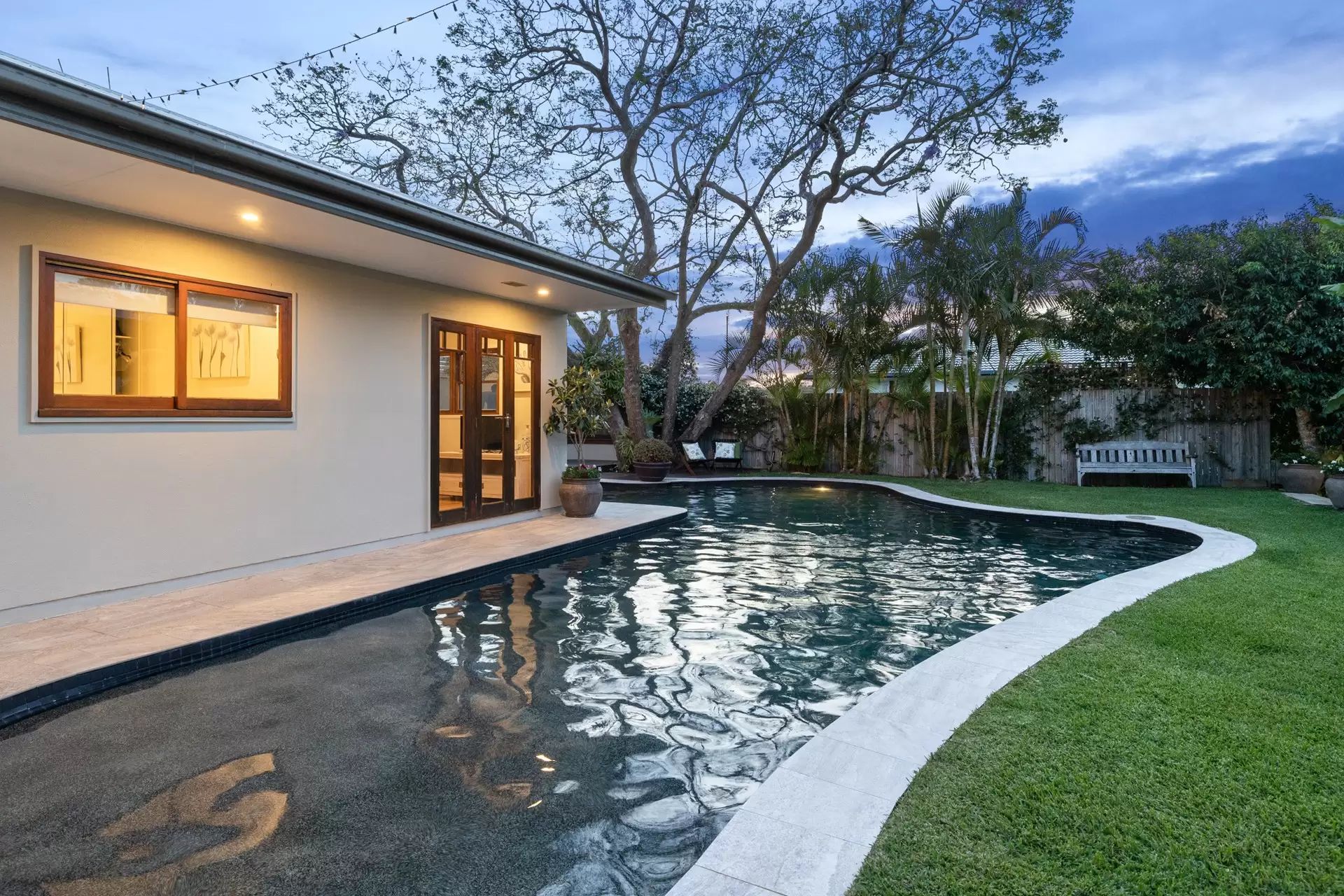 96 Beach Street, Cleveland Sold by Queensland Sotheby's International Realty - image 1
