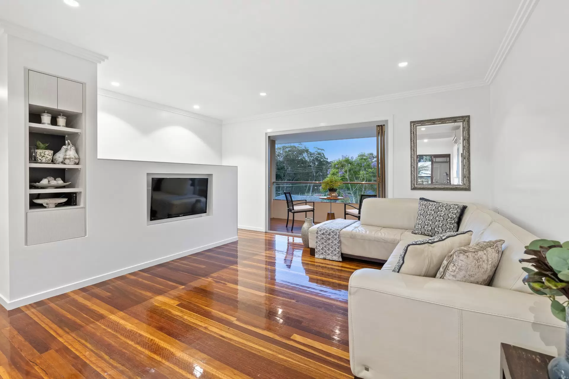96 Beach Street, Cleveland Sold by Queensland Sotheby's International Realty - image 1
