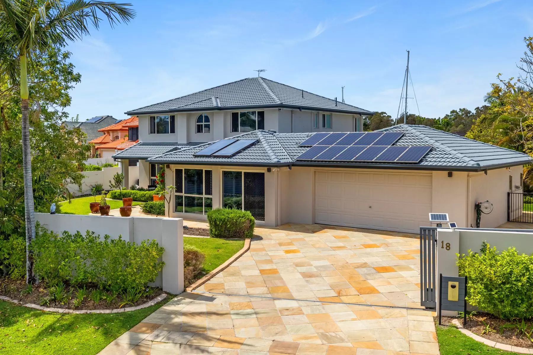 18 Nautilus Drive, Raby Bay Sold by  - image 1