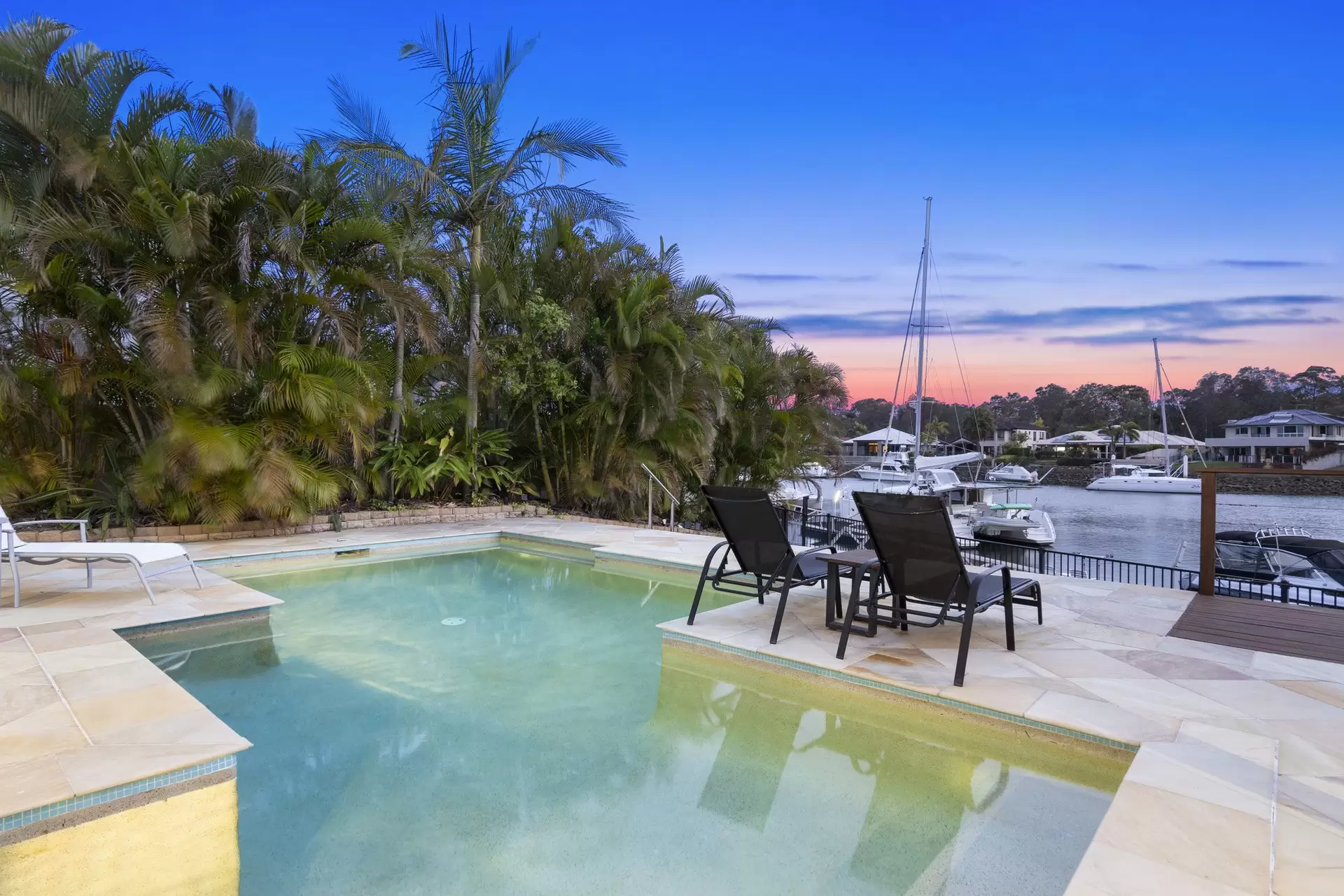 18 Nautilus Drive, Raby Bay Sold by  - image 1