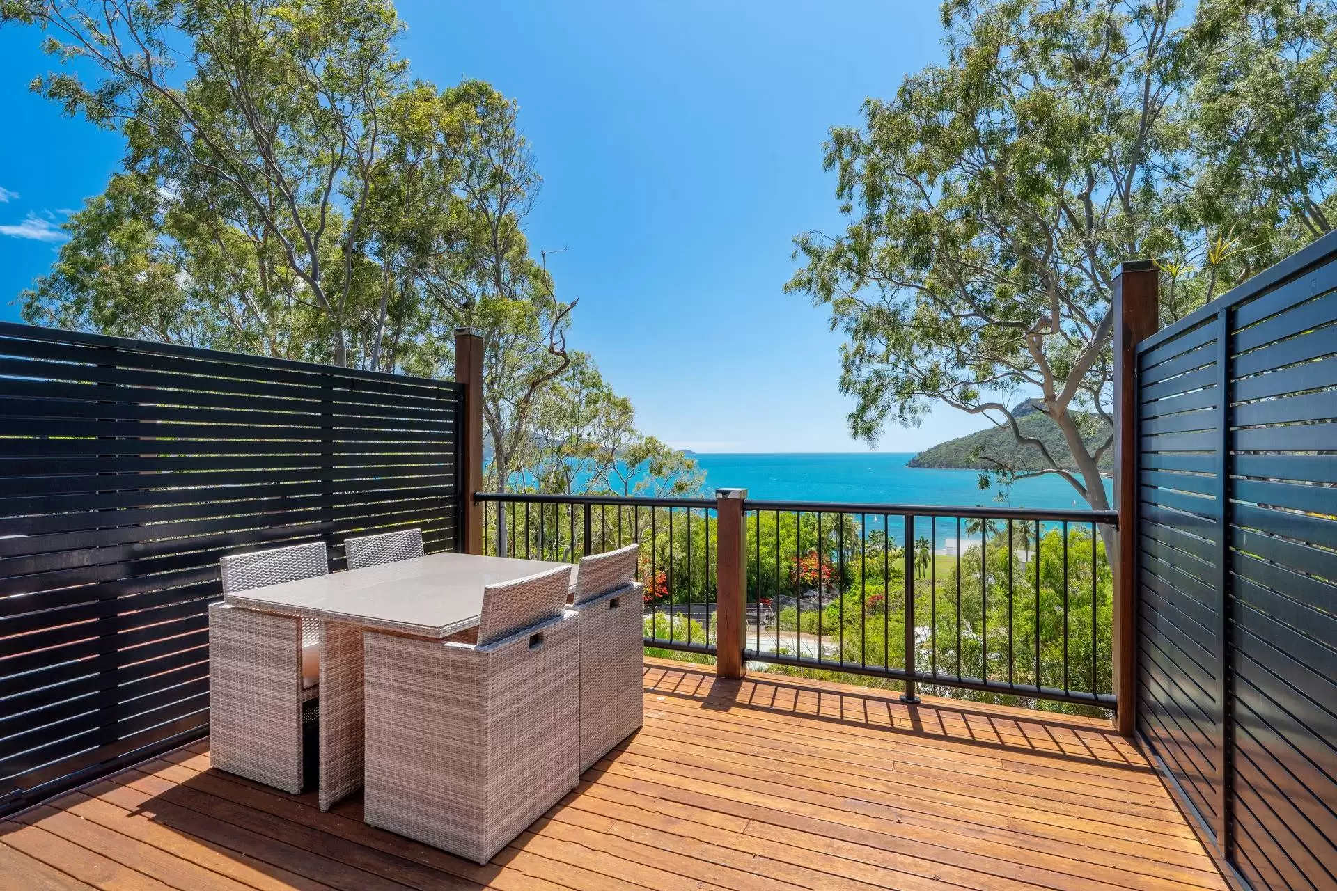 15/6 Great Northern Highway, Hamilton Island Sold by Queensland Sotheby's International Realty - image 1