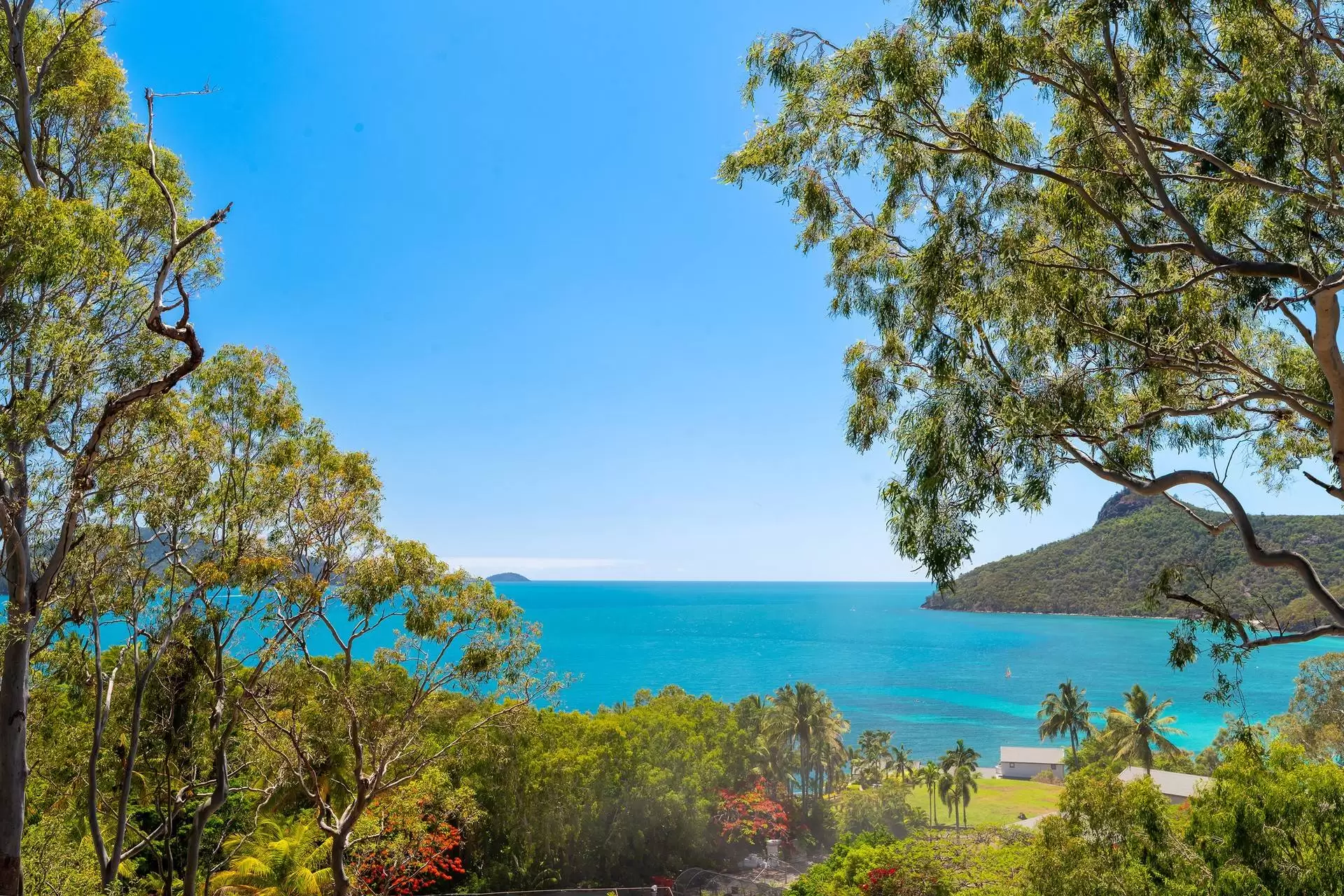 15/6 Great Northern Highway, Hamilton Island Sold by Queensland Sotheby's International Realty - image 1