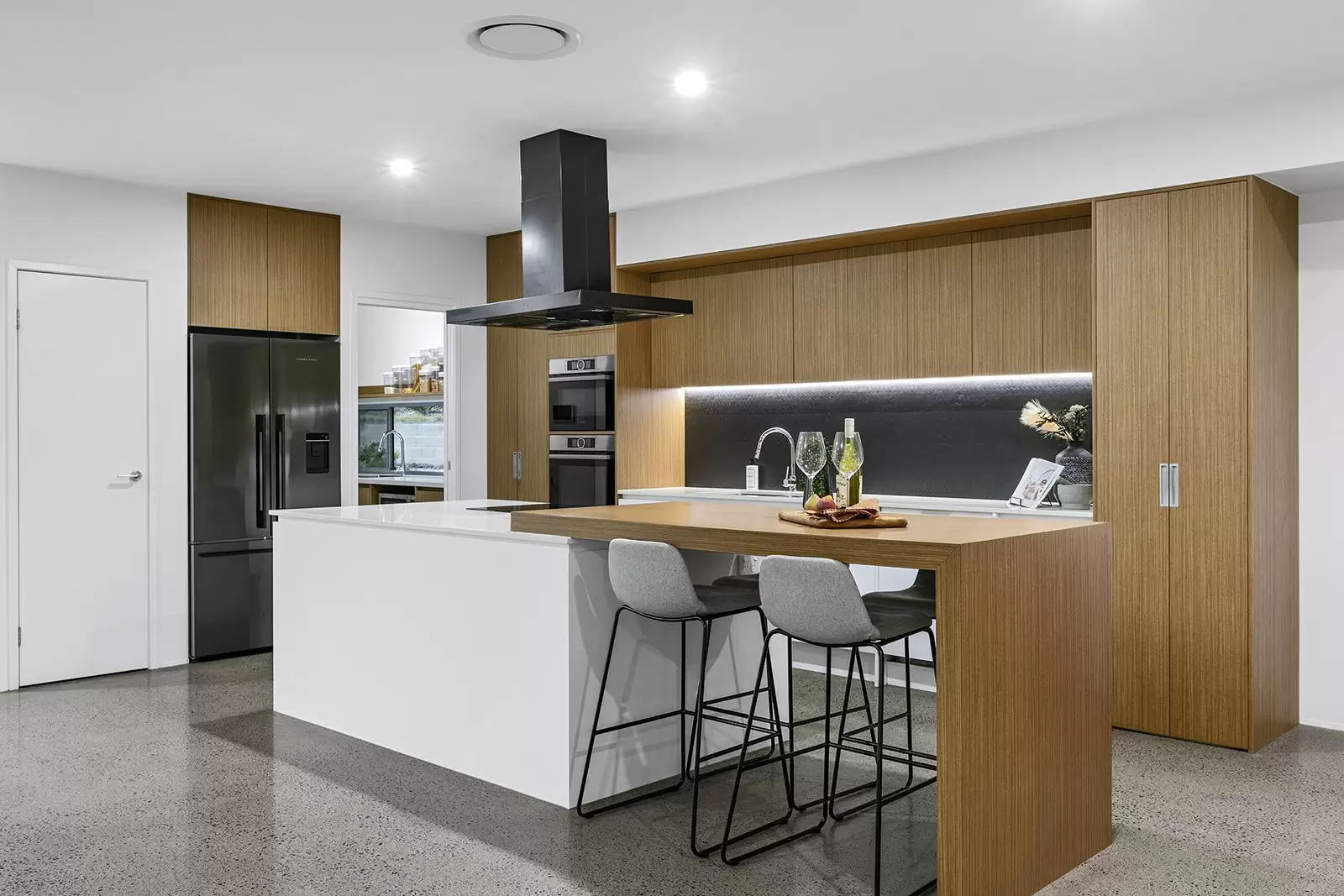 19 Coolwater Place, Rosemount Sold by Queensland Sotheby's International Realty - image 1