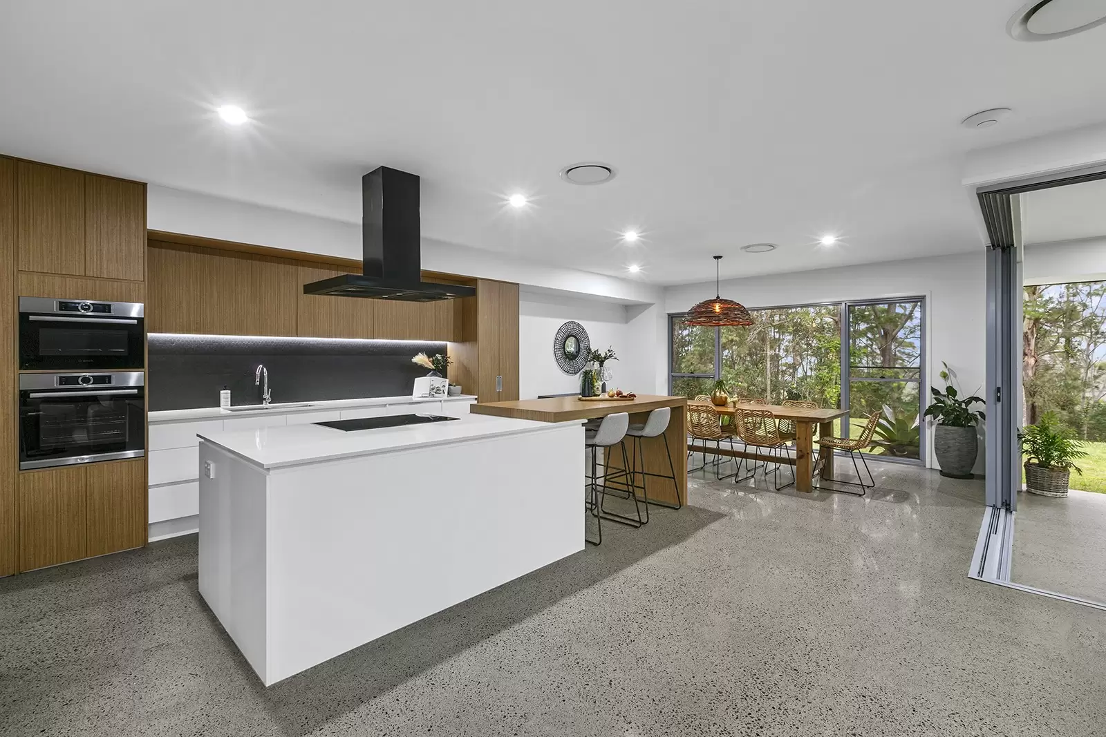 19 Coolwater Place, Rosemount Sold by Queensland Sotheby's International Realty - image 1