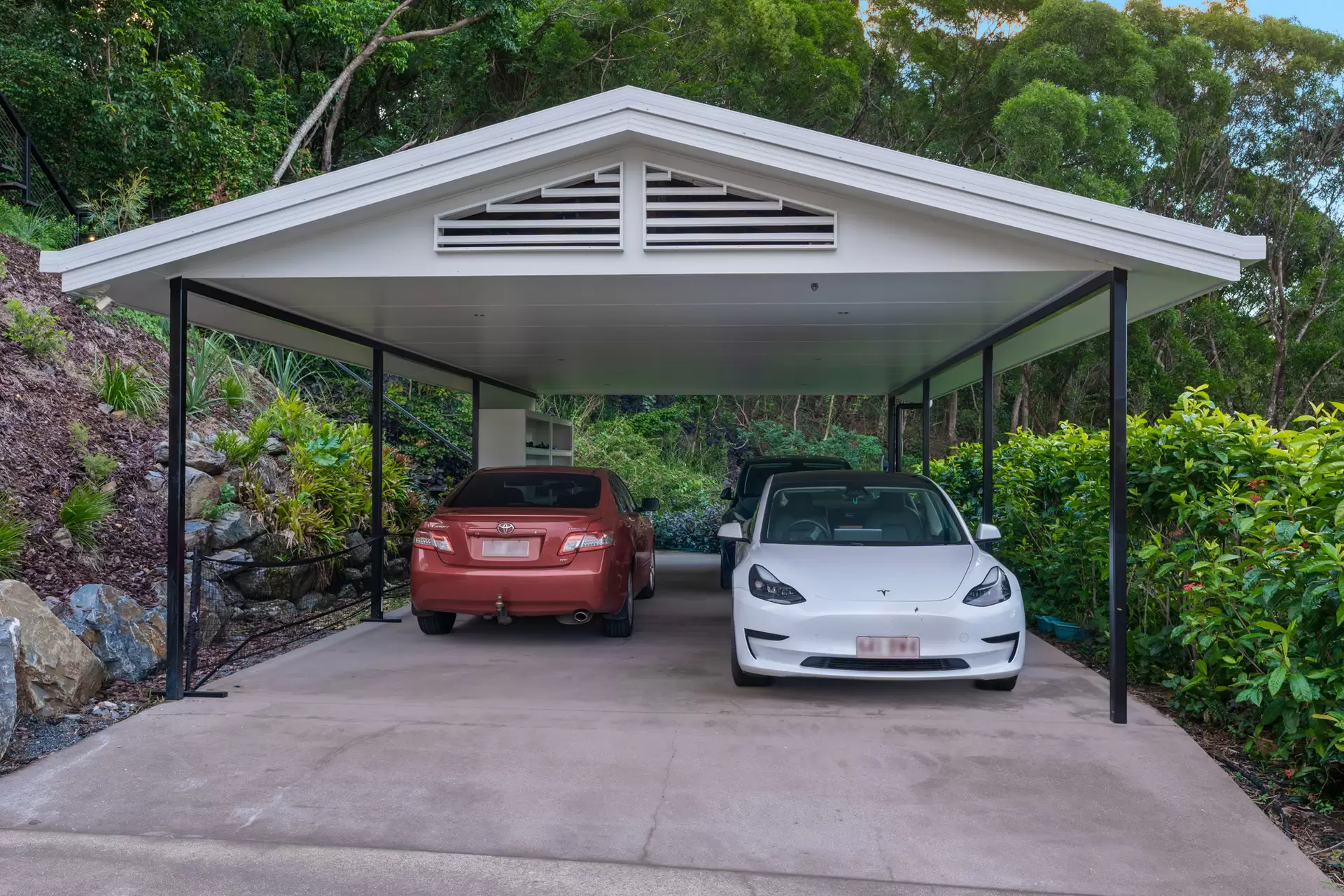 304 Mowbray River  Drive, Mowbray For Sale by Queensland Sotheby's International Realty - image 1