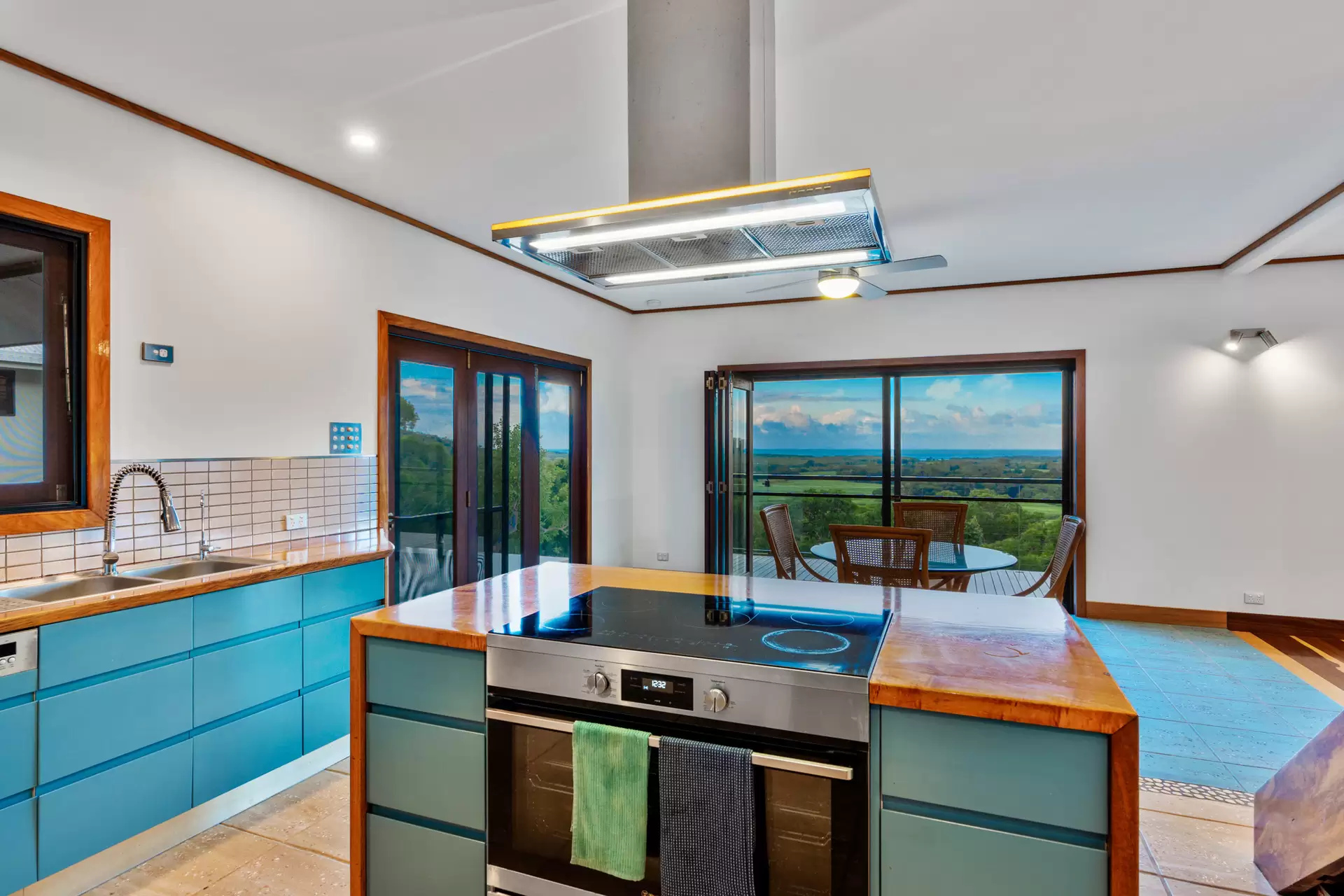 304 Mowbray River  Drive, Mowbray For Sale by Queensland Sotheby's International Realty - image 1