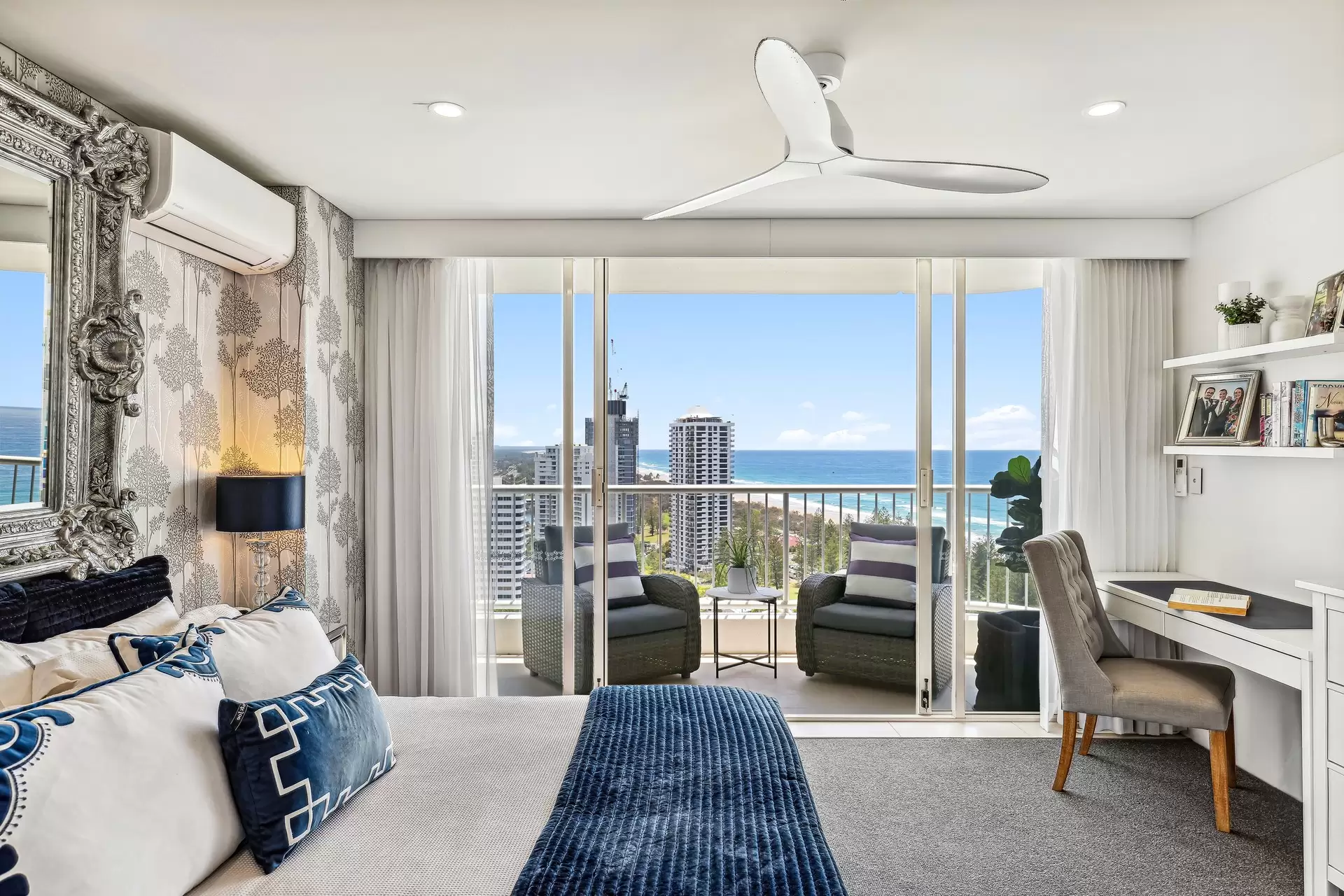 2302/1 Peak Avenue, Main Beach Sold by Queensland Sotheby's International Realty - image 1