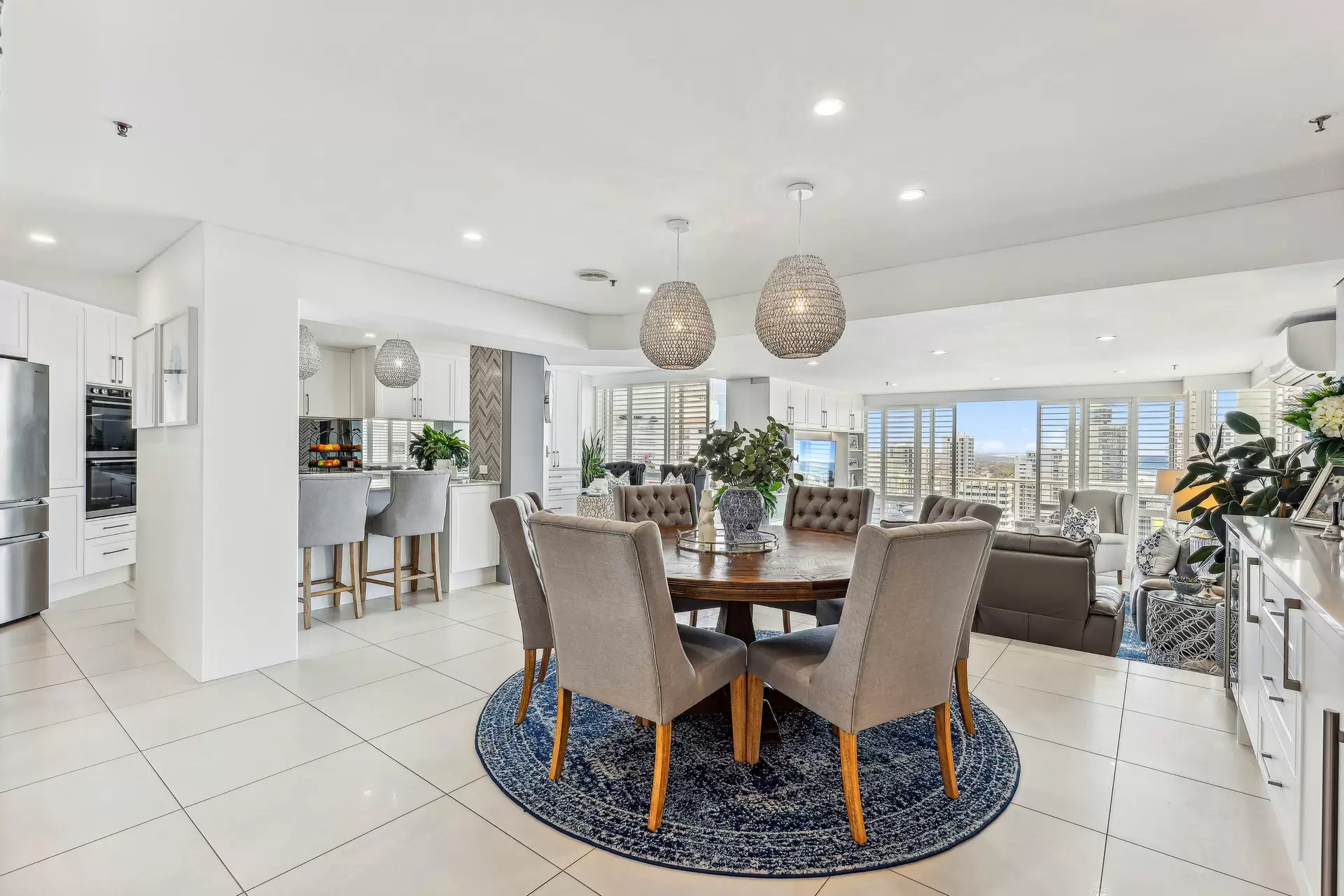 2302/1 Peak Avenue, Main Beach Sold by Queensland Sotheby's International Realty - image 1