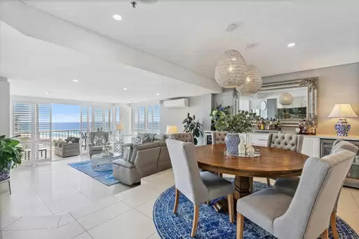 2302/1 Peak Avenue, Main Beach Sold by 