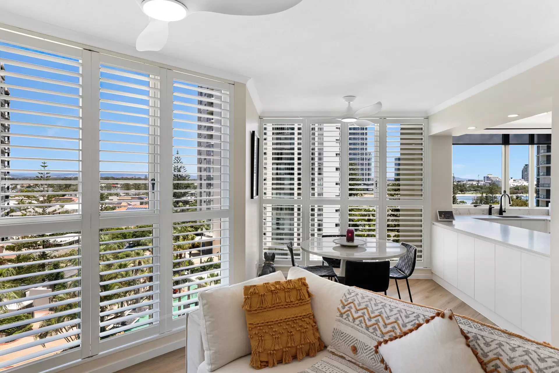 1061/1 Lennie Avenue, Main Beach Sold by Queensland Sotheby's International Realty - image 1