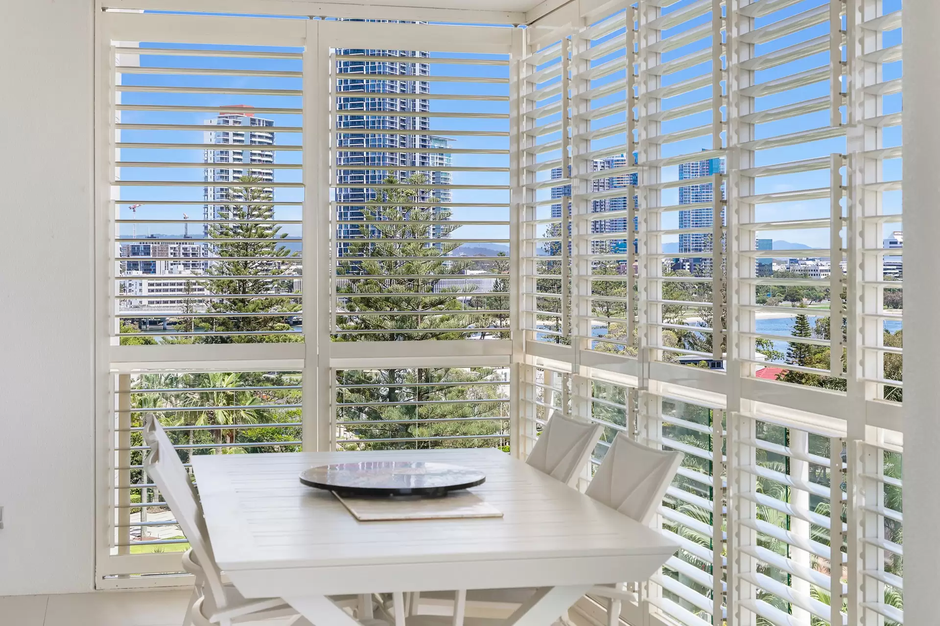 1061/1 Lennie Avenue, Main Beach Sold by Queensland Sotheby's International Realty - image 1