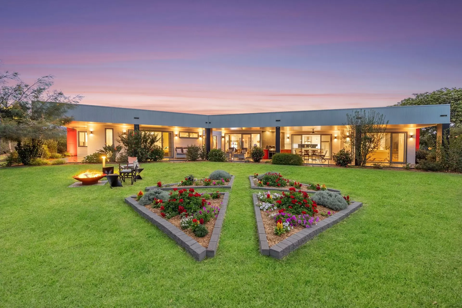 4-6 Jubata Court, Burrum Heads Sold by Queensland Sotheby's International Realty - image 1