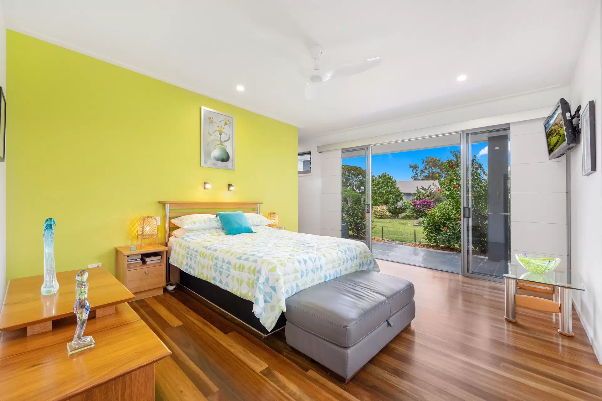 4-6 Jubata Court, Burrum Heads Sold by  - image 1