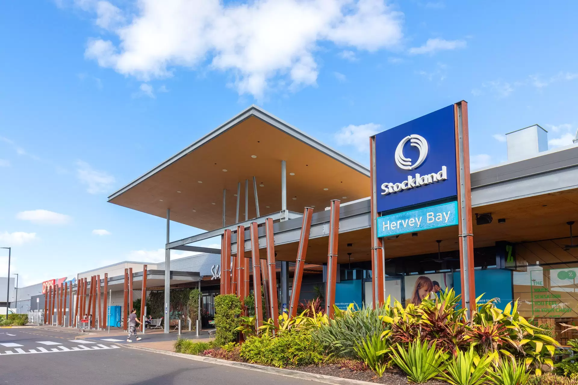 4-6 Jubata Court, Burrum Heads Sold by Queensland Sotheby's International Realty - image 1