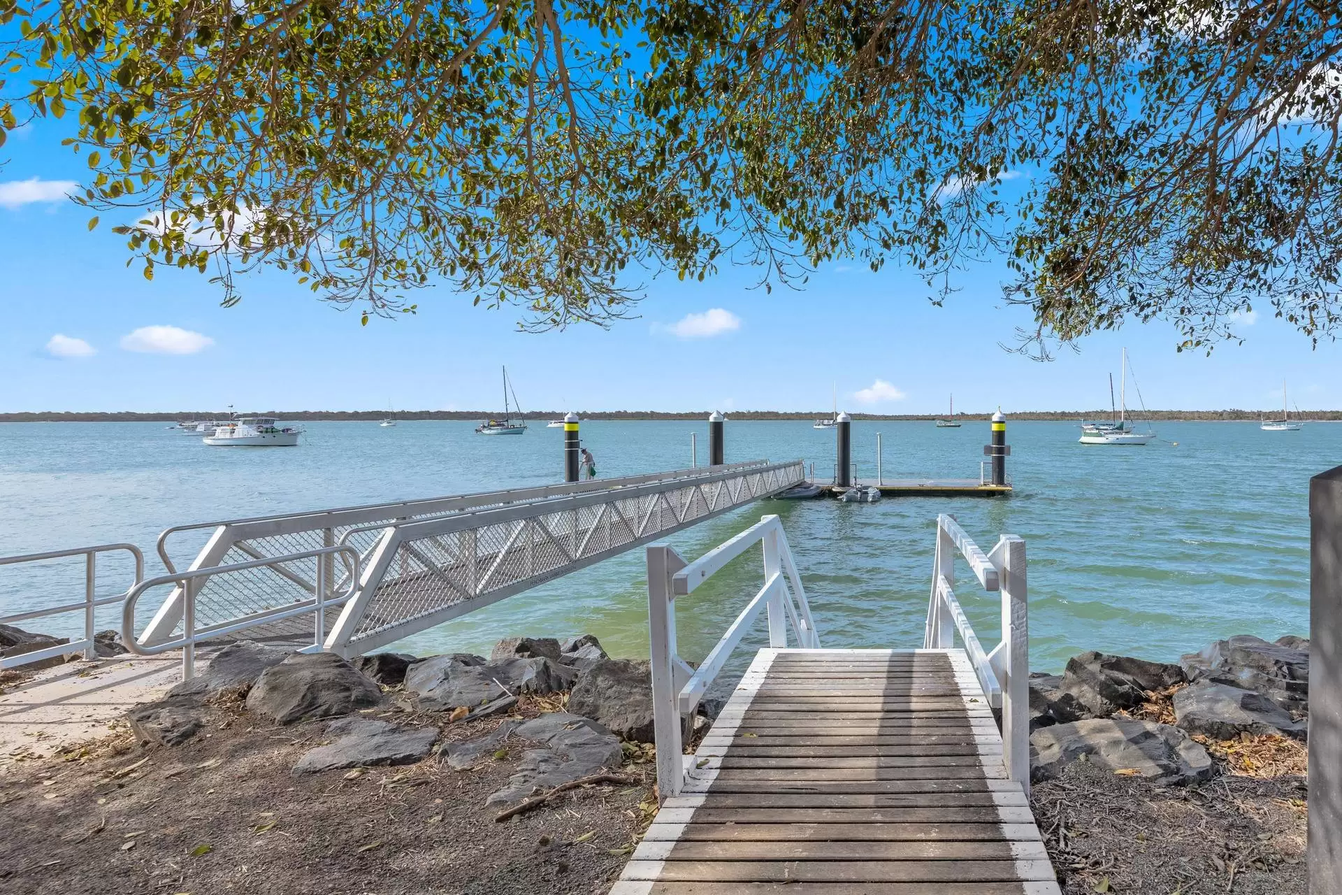 4-6 Jubata Court, Burrum Heads Sold by Queensland Sotheby's International Realty - image 1