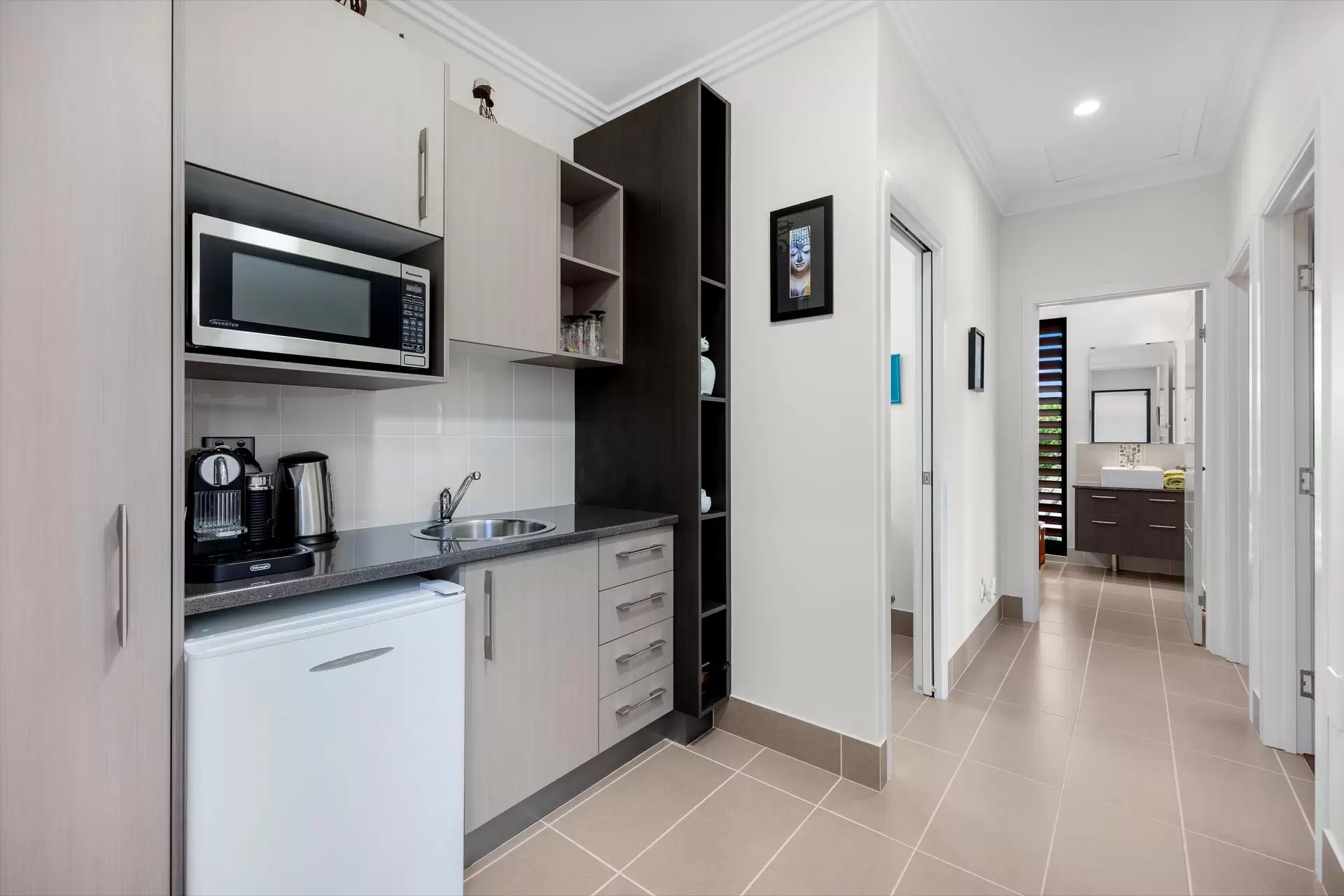 7 Cowrie Court, Burrum Heads Sold by Queensland Sotheby's International Realty - image 1