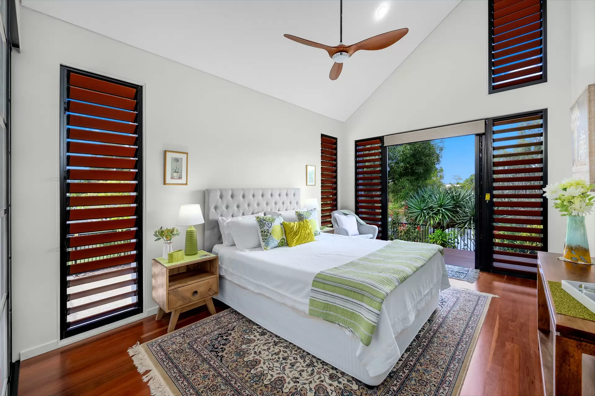 7 Cowrie Court, Burrum Heads Sold by  - image 1