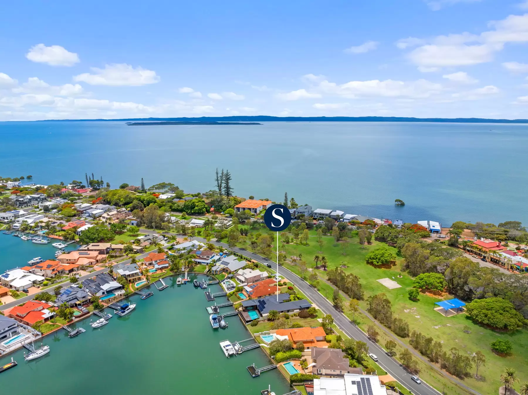 40 Sommersea Drive, Raby Bay Sold by  - image 1