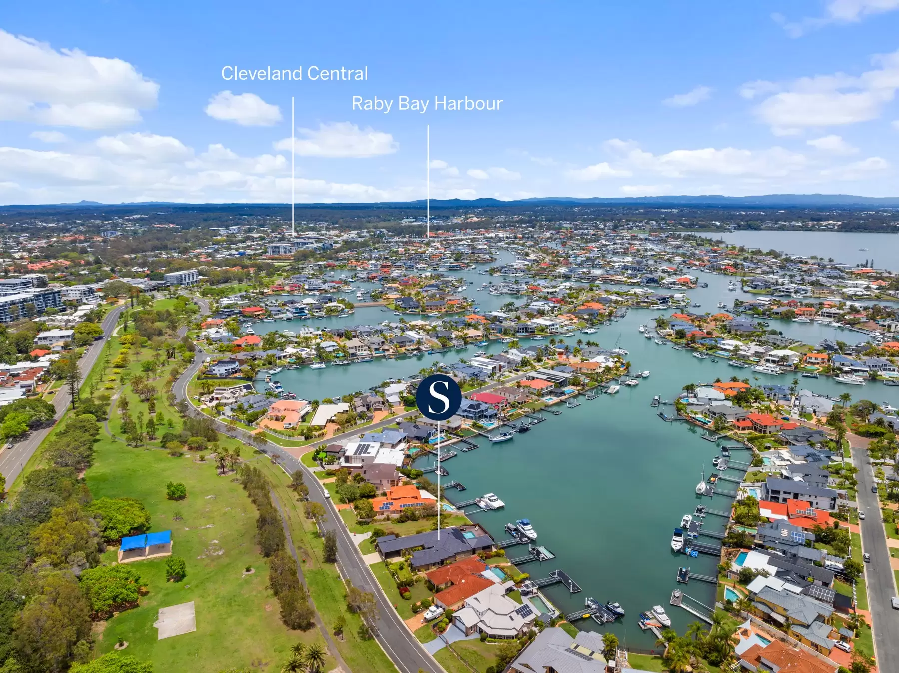 40 Sommersea Drive, Raby Bay Sold by Queensland Sotheby's International Realty - image 1