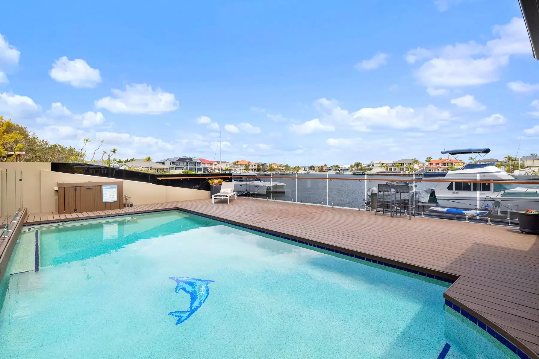 40 Sommersea Drive, Raby Bay Sold by Queensland Sotheby's International Realty - image 1