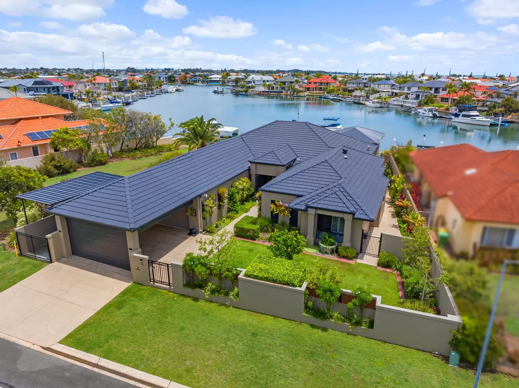 40 Sommersea Drive, Raby Bay Sold by  - image 1