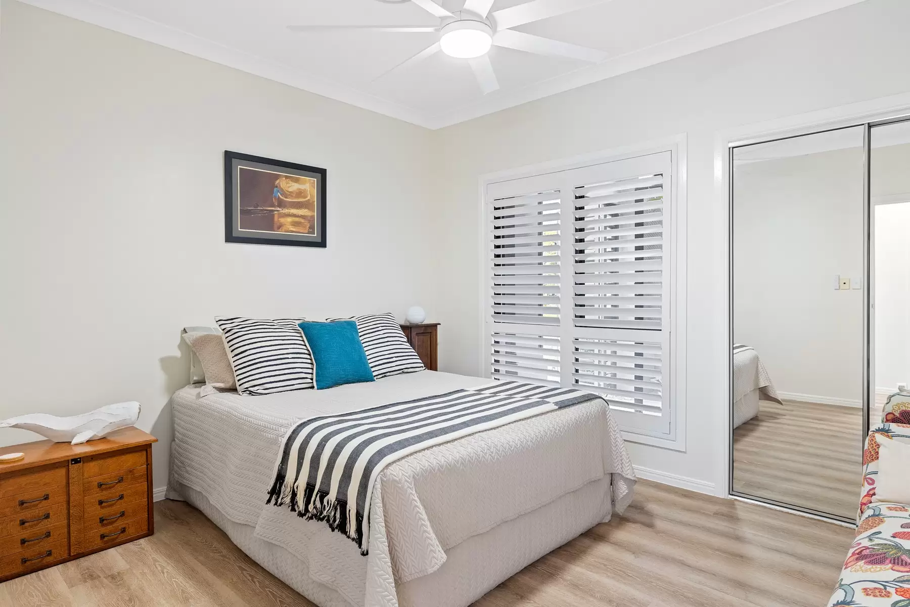 40 Sommersea Drive, Raby Bay Sold by Queensland Sotheby's International Realty - image 1