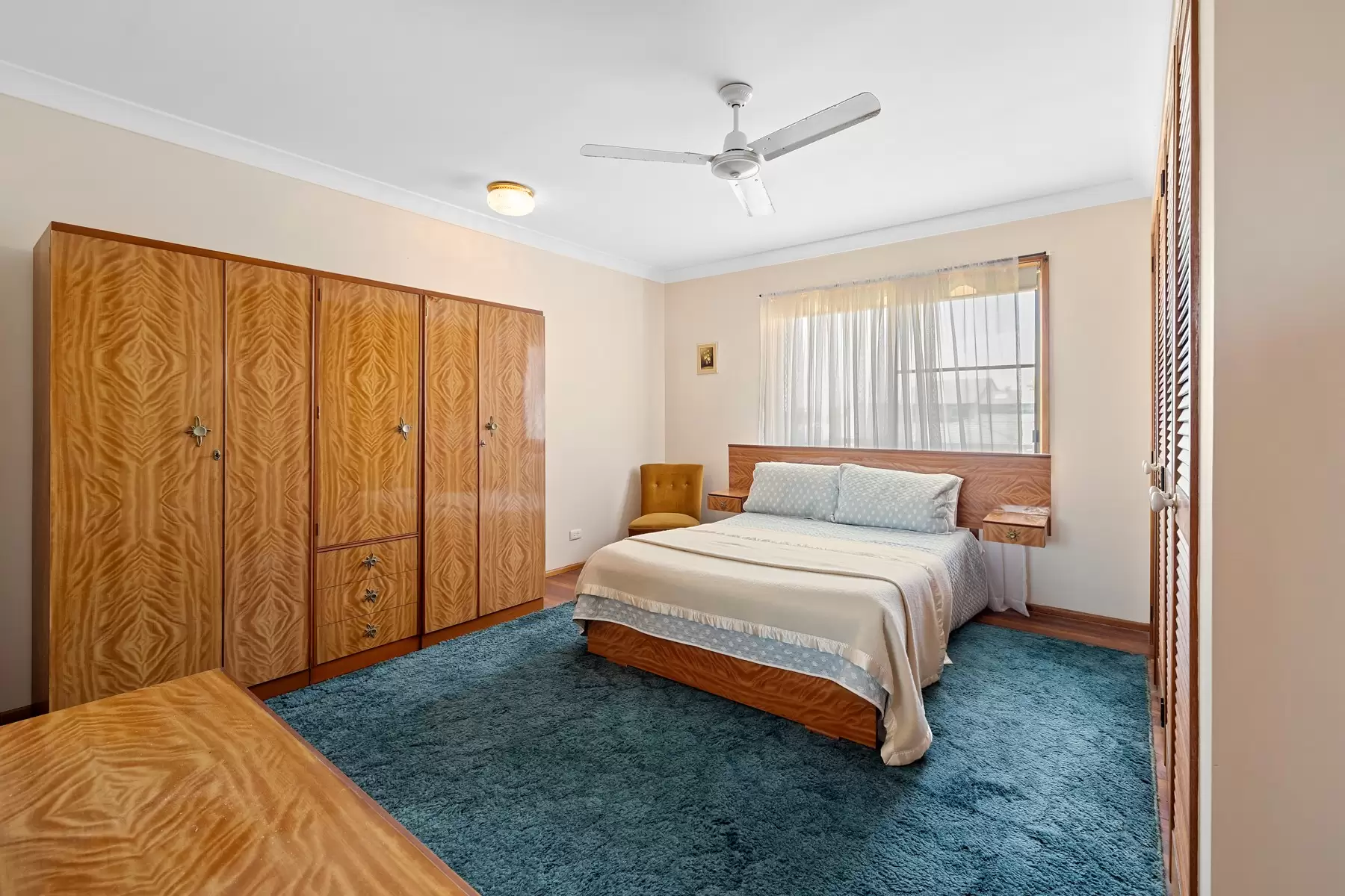 11 Compass Court, Raby Bay Sold by Queensland Sotheby's International Realty - image 1