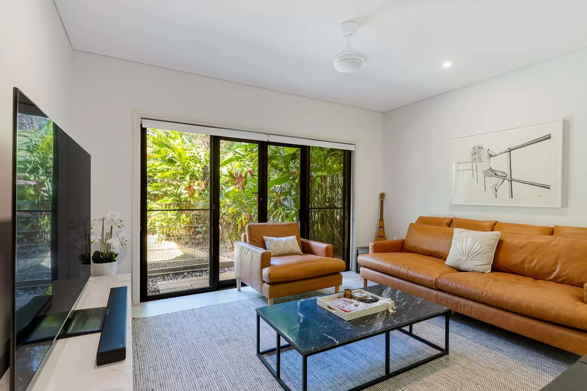 7/18-28 St Crispins Avenue, Port Douglas Sold by Queensland Sotheby's International Realty - image 1