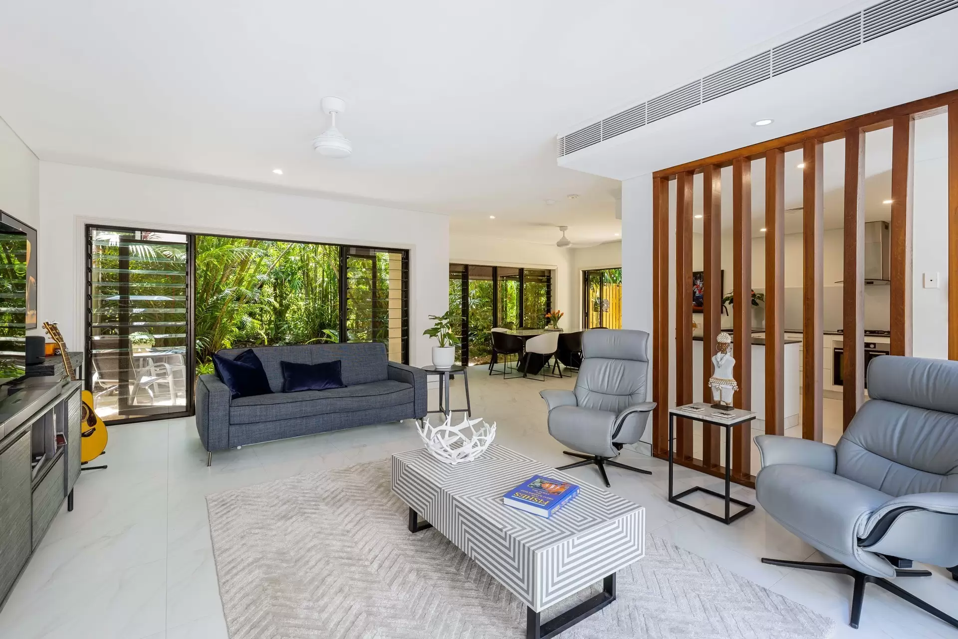 7/18-28 St Crispins Avenue, Port Douglas Sold by  - image 1