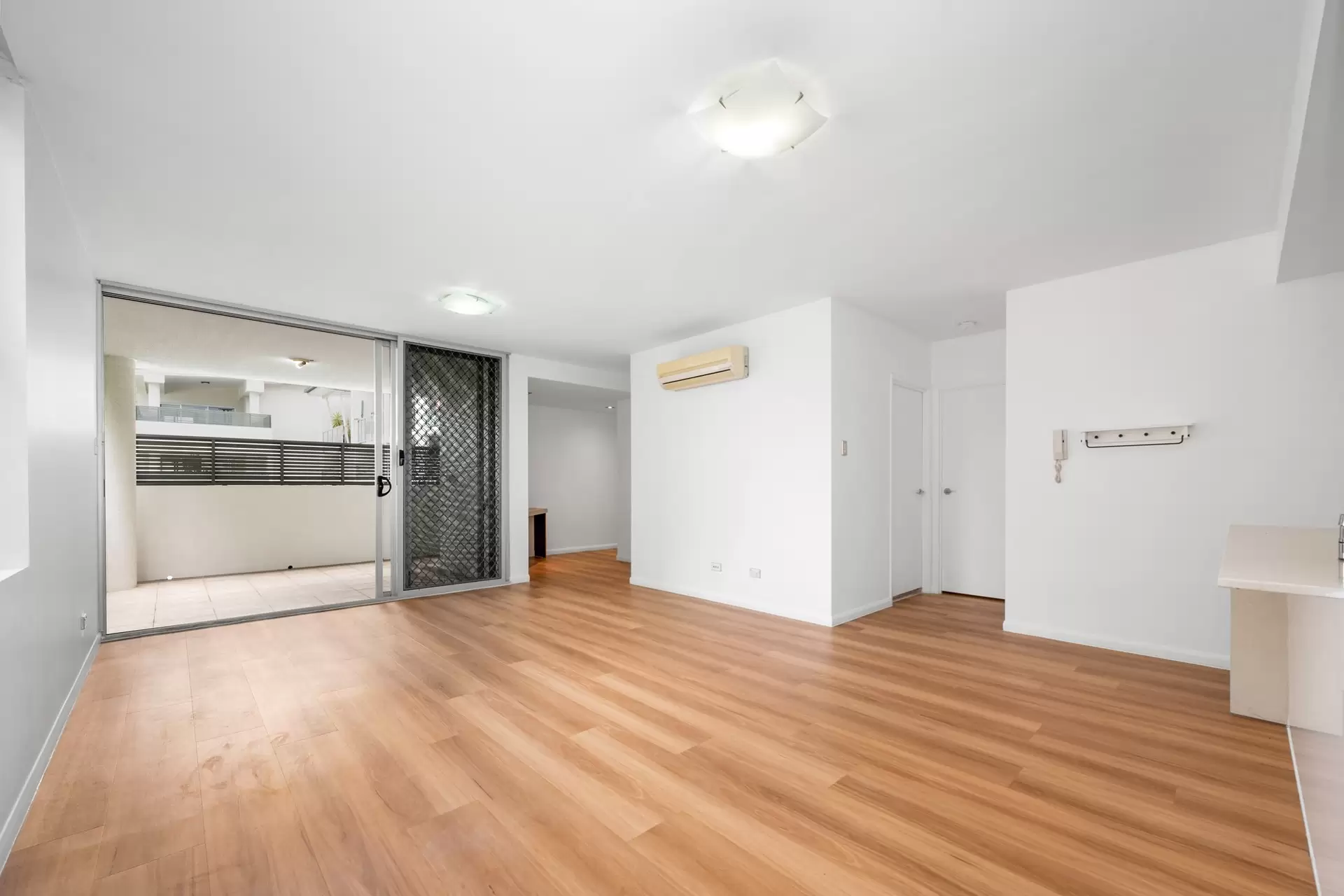 5/27 Store Street, Albion Sold by Queensland Sotheby's International Realty - image 1