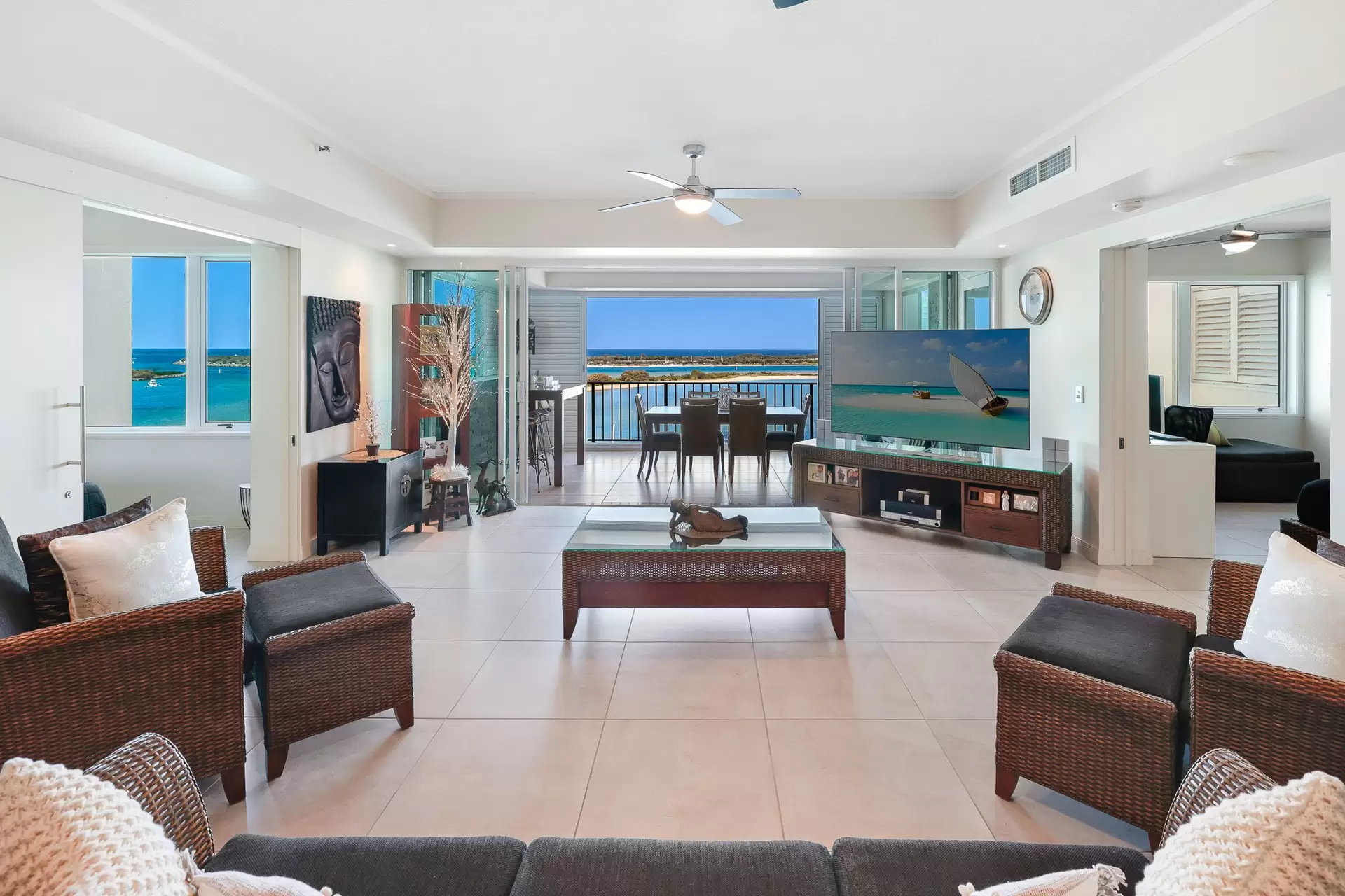 Level 12/52/326 Marine Parade, Labrador Sold by  - image 1