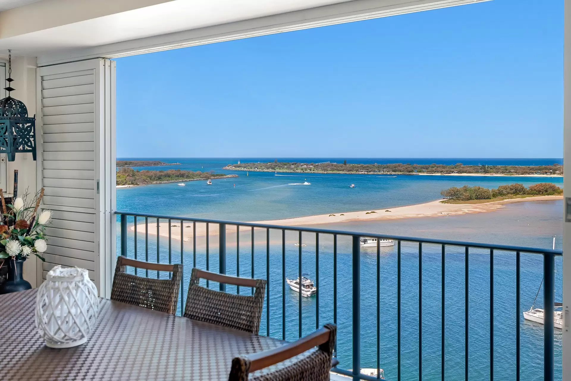 Level 12/52/326 Marine Parade, Labrador Sold by  - image 1