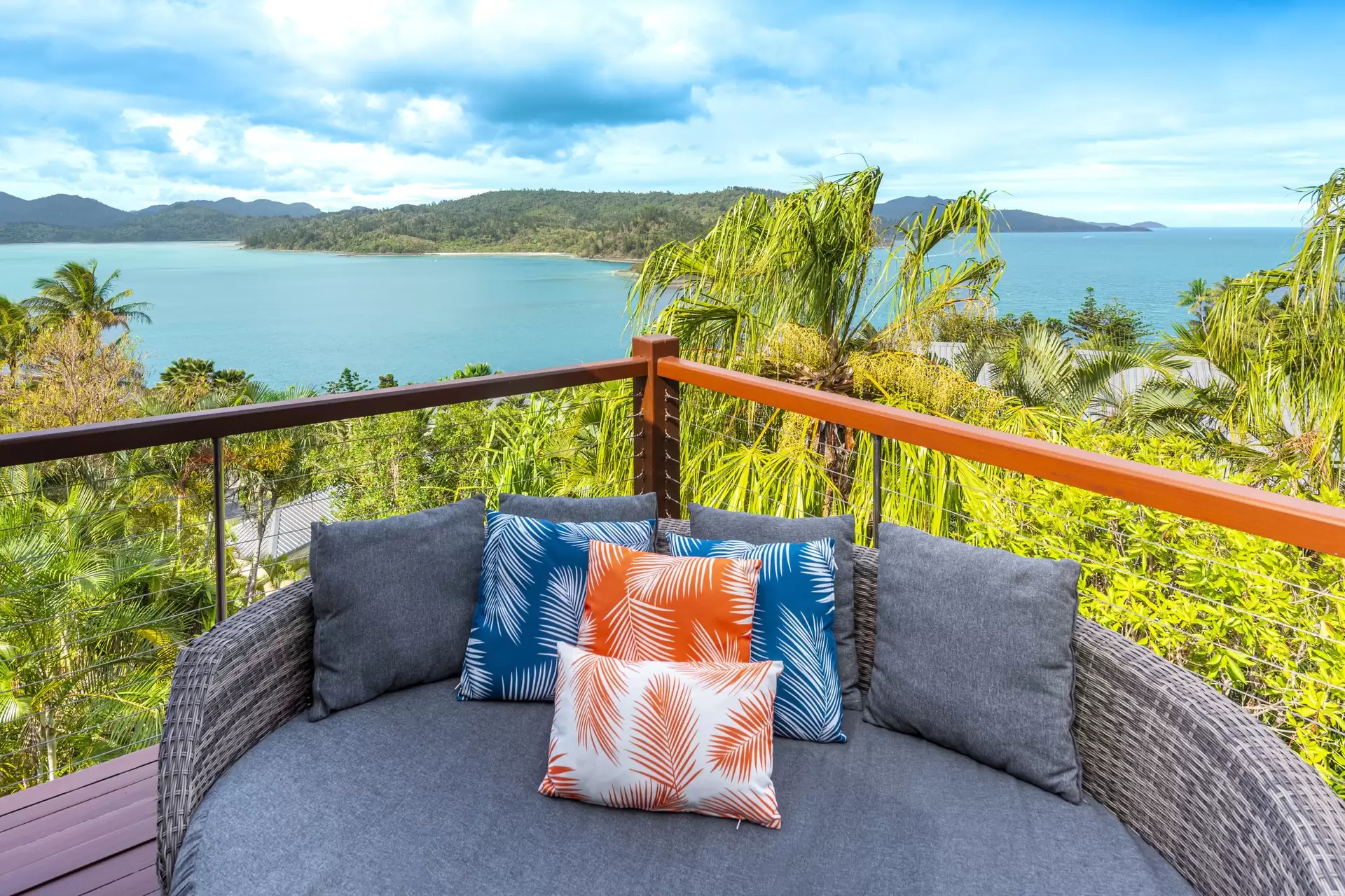 4 Whitsunday View, Hamilton Island Sold by Queensland Sotheby's International Realty - image 1
