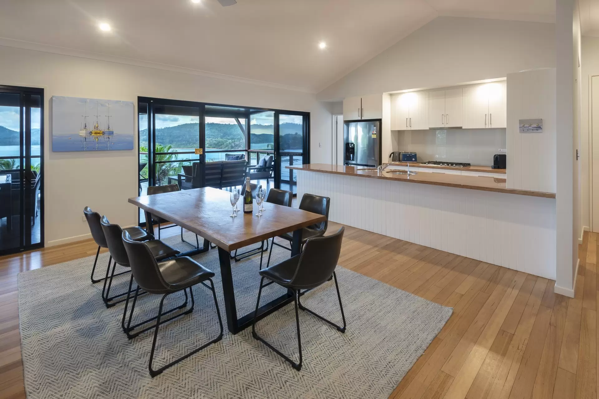 4 Whitsunday View, Hamilton Island Sold by Queensland Sotheby's International Realty - image 1