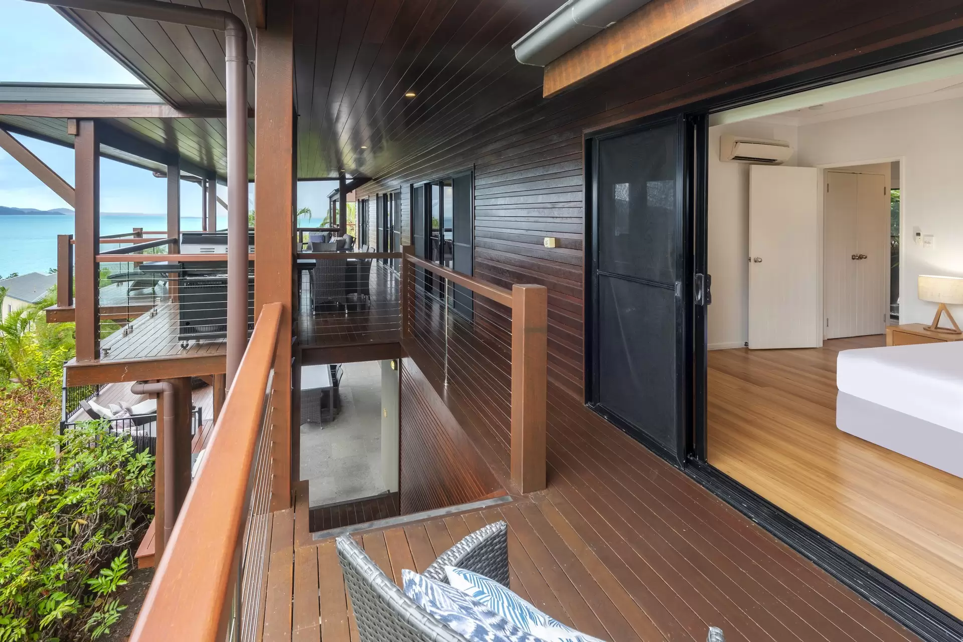 4 Whitsunday View, Hamilton Island Sold by Queensland Sotheby's International Realty - image 1