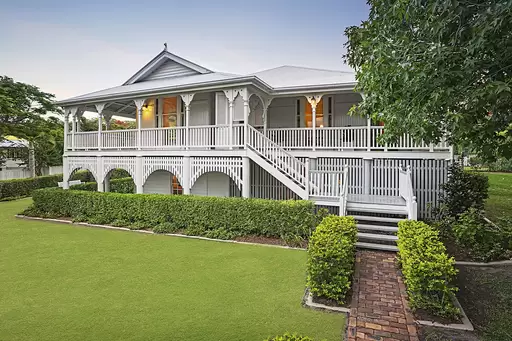 35 Bayview Terrace, Clayfield Sold by Queensland Sotheby's International Realty